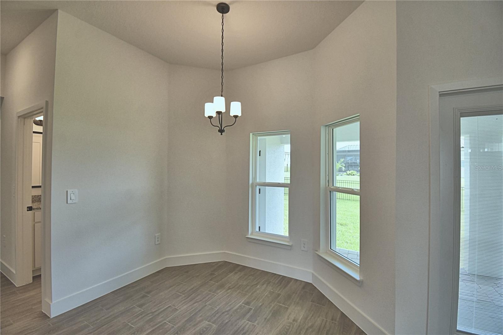 5421 Waterside Dr Property Photo 15