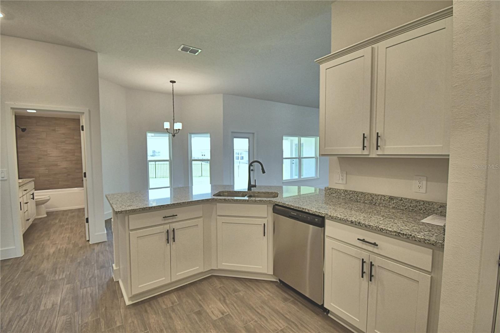 5421 Waterside Dr Property Photo 18