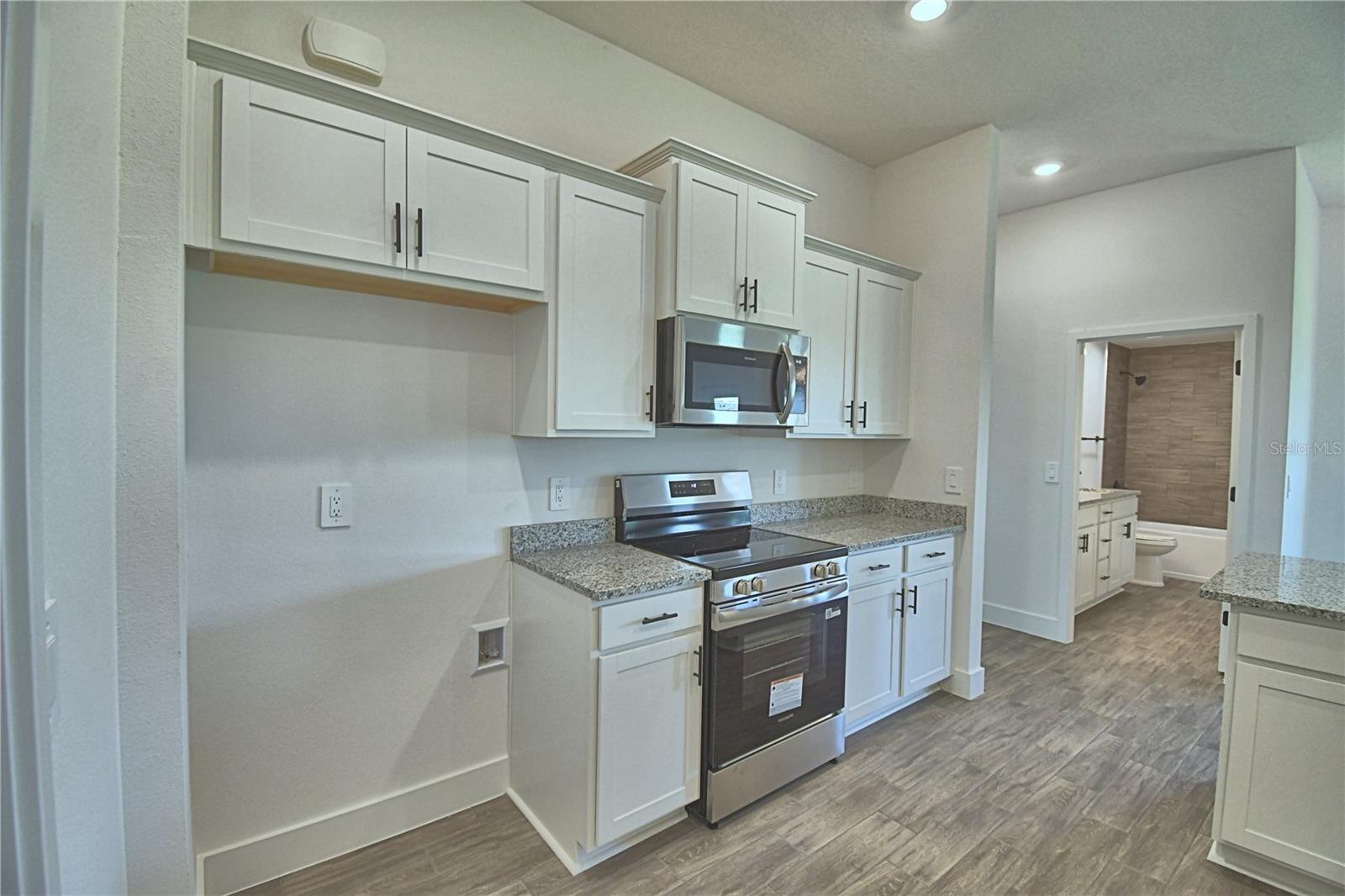 5421 Waterside Dr Property Photo 19