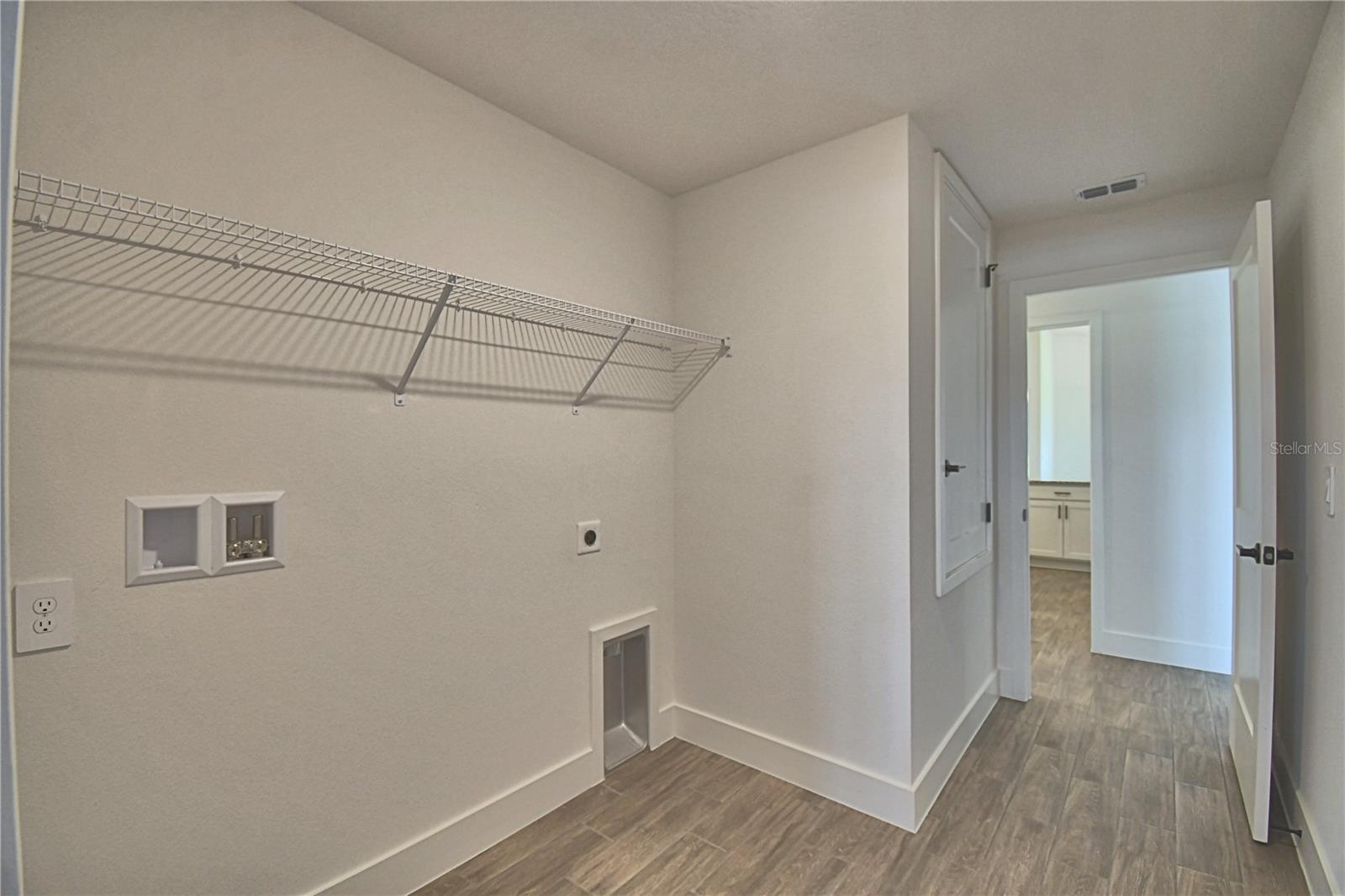 5421 Waterside Dr Property Photo 23