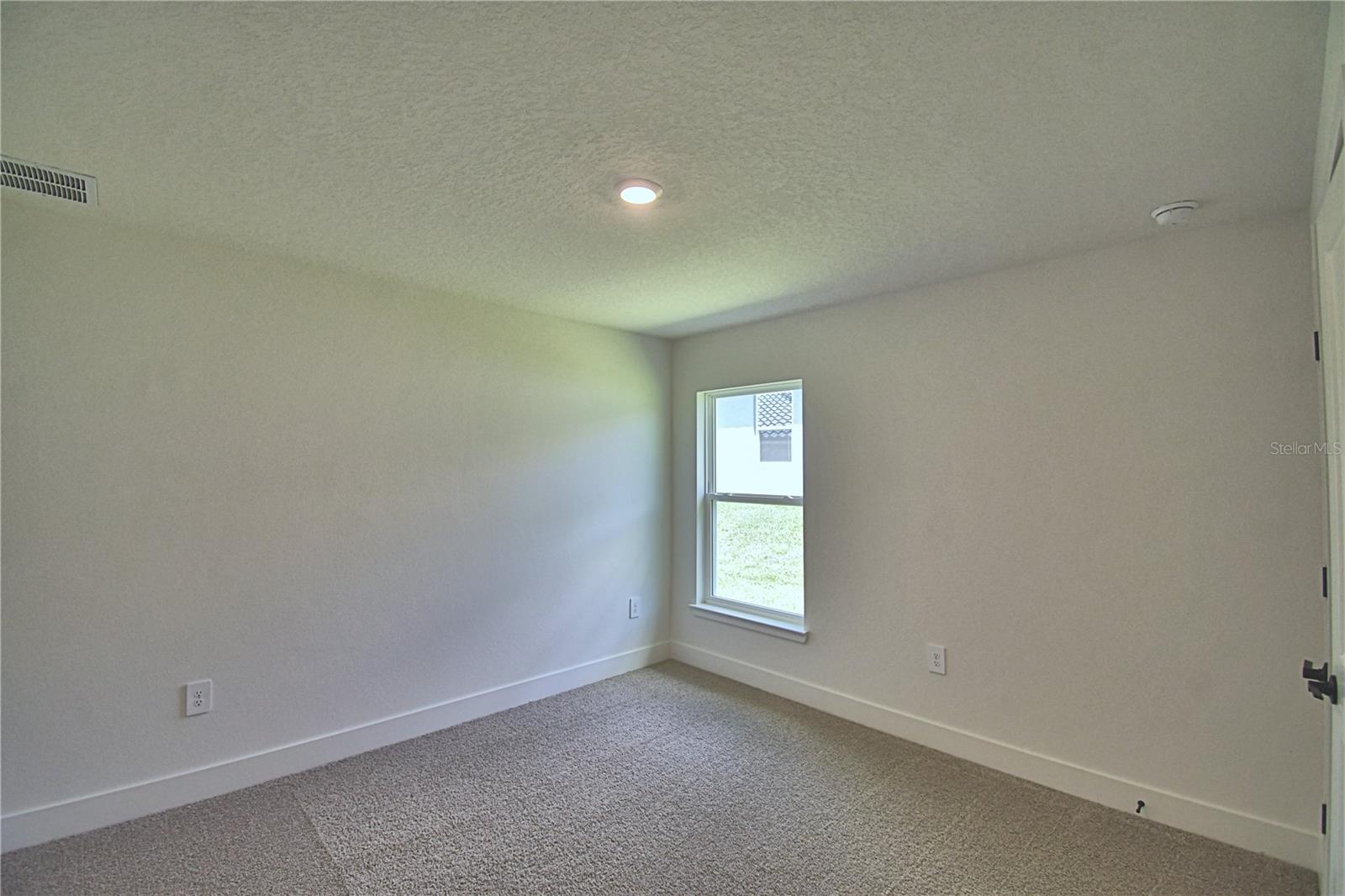 5421 Waterside Dr Property Photo 32