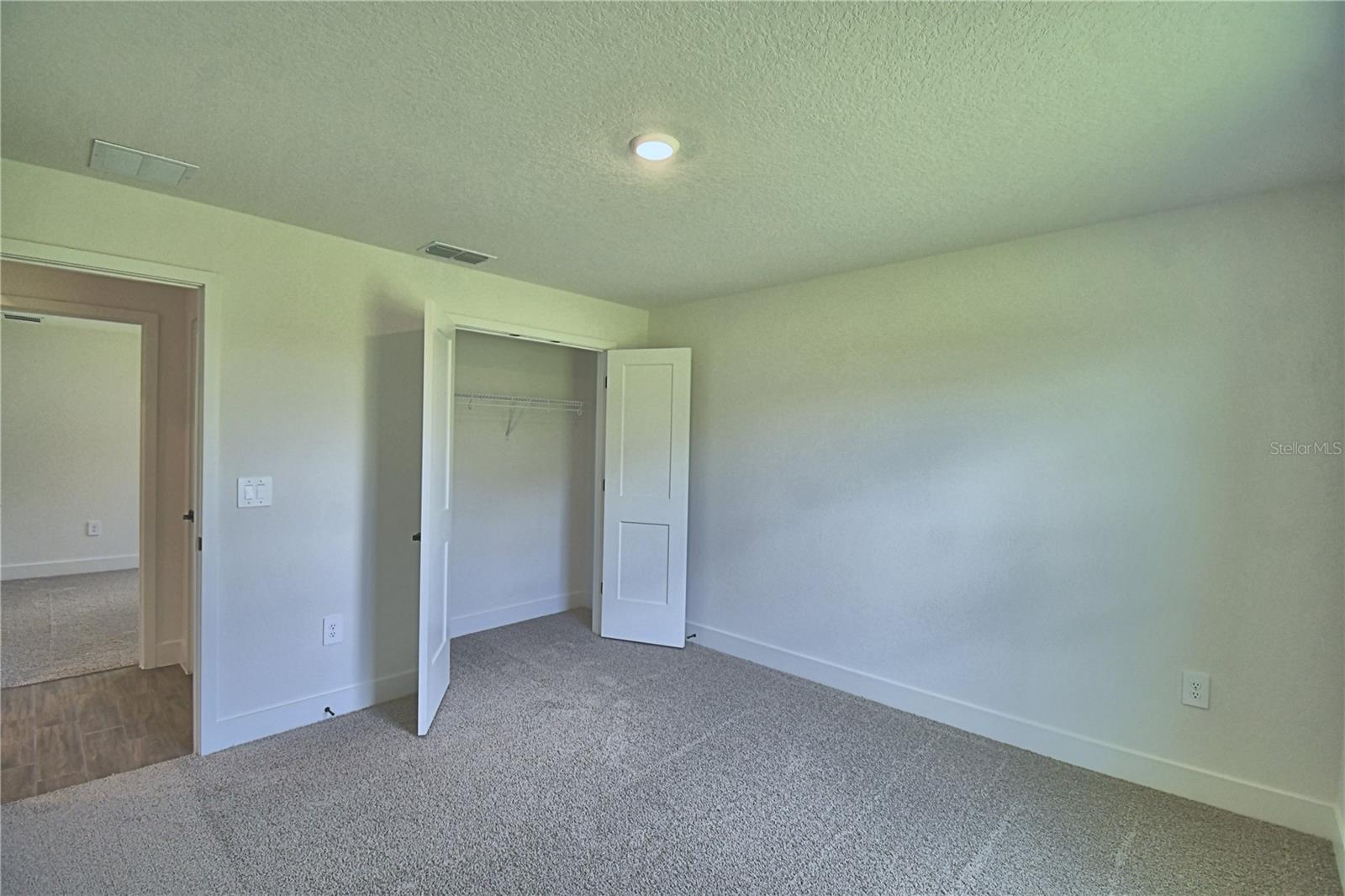 5421 Waterside Dr Property Photo 35