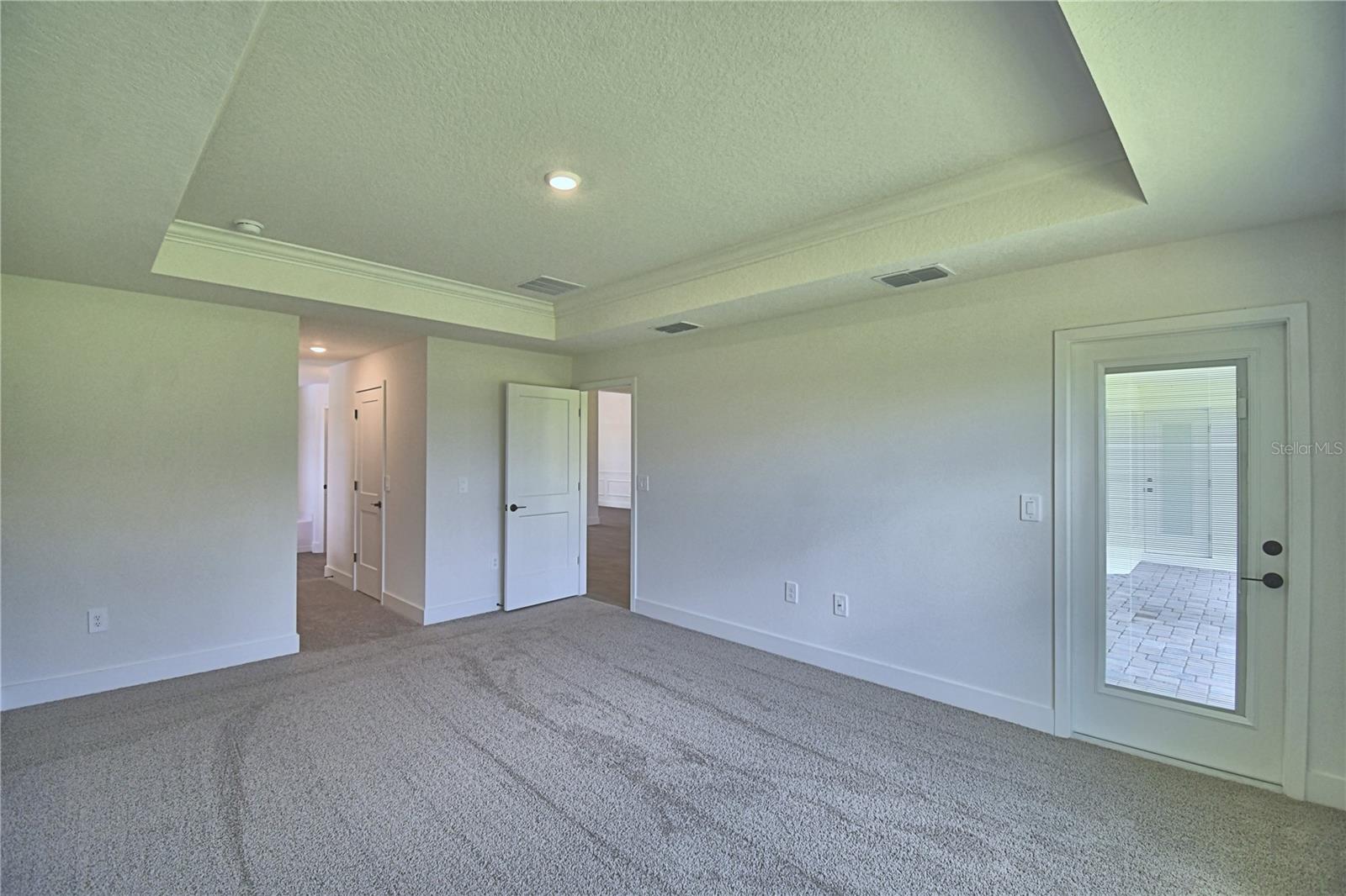 5421 Waterside Dr Property Photo 38