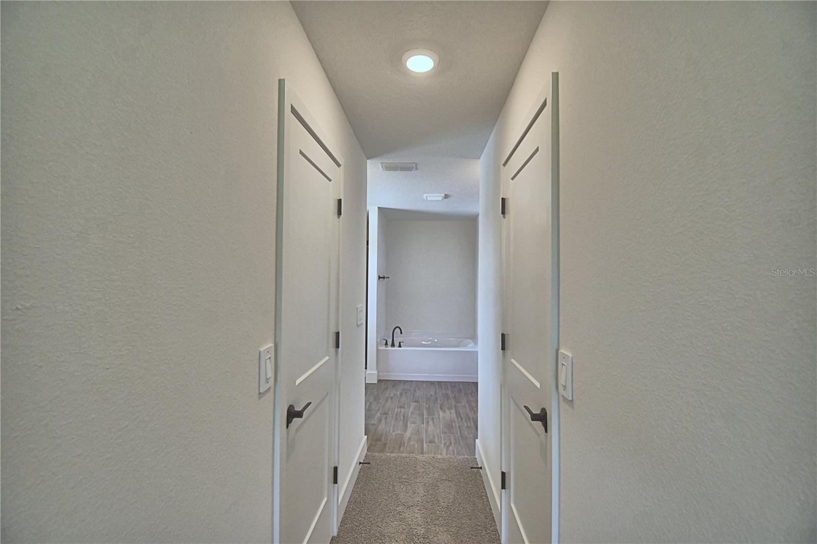 5421 Waterside Dr Property Photo 39