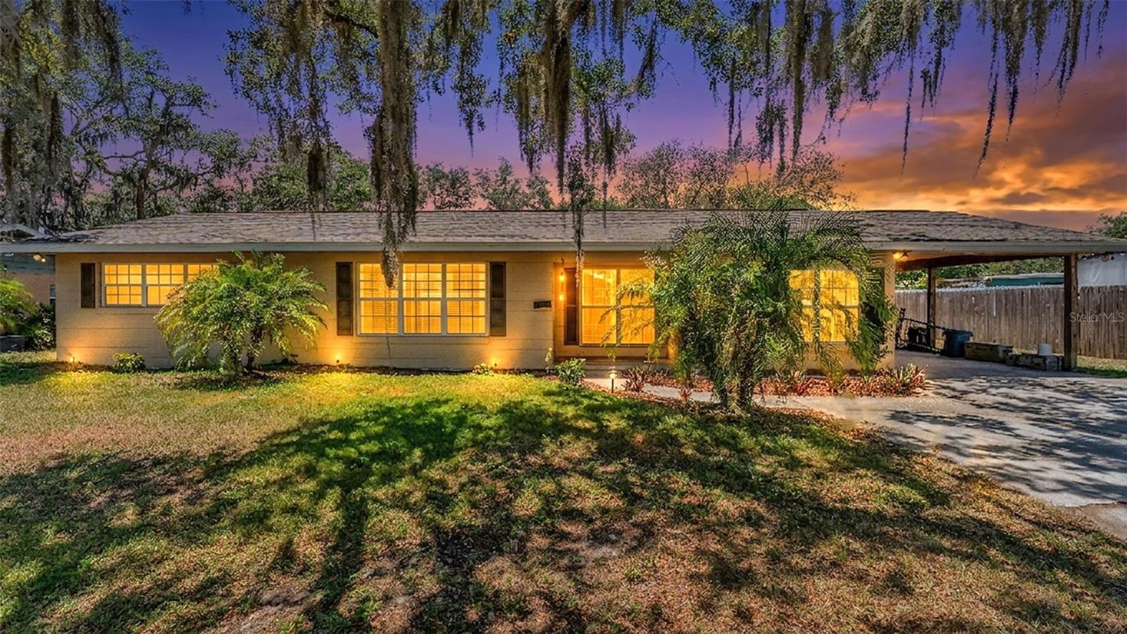 1422 NANCESOWEE AVE