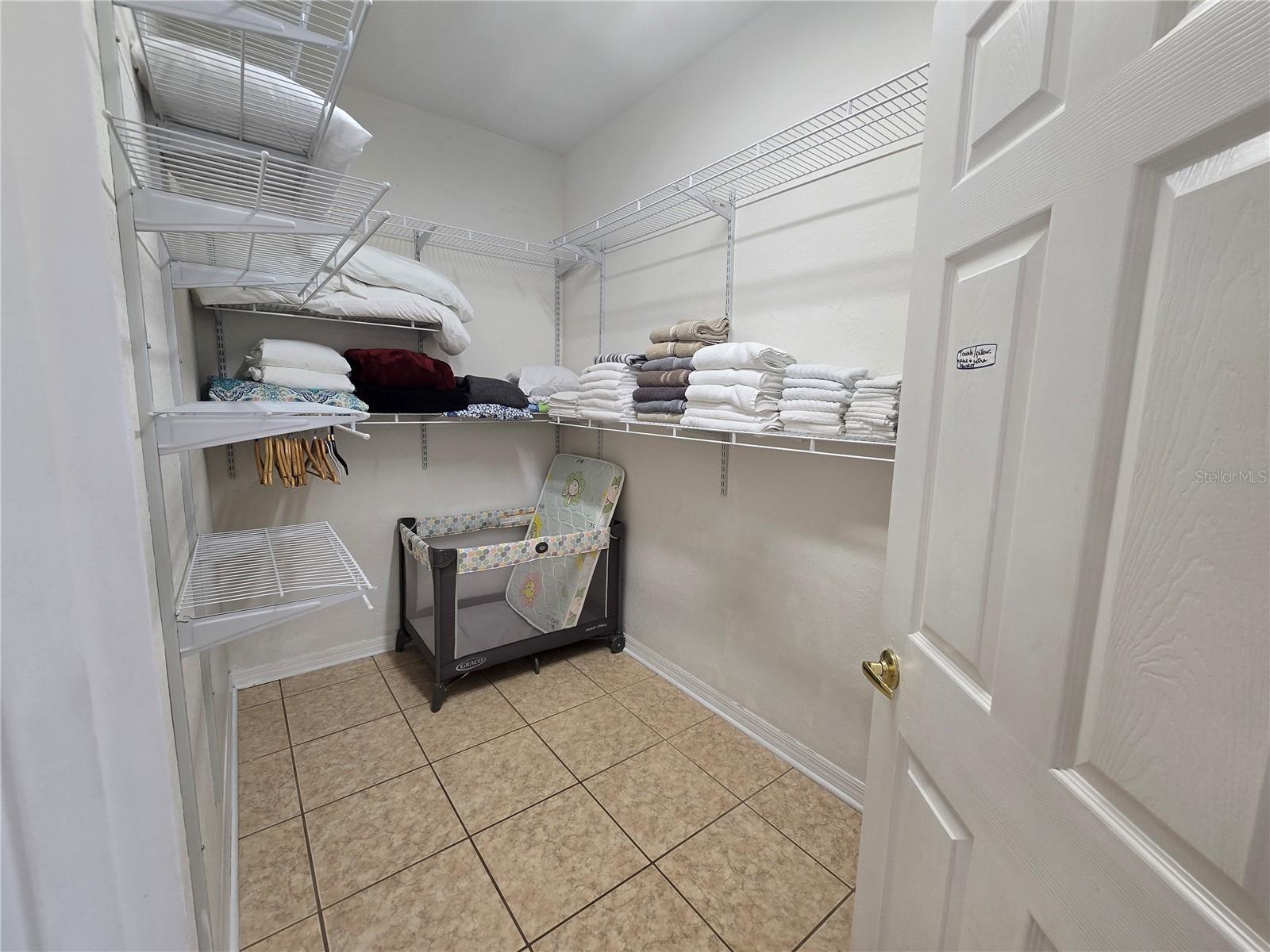 219 Cloverdale Rd Property Photo 23