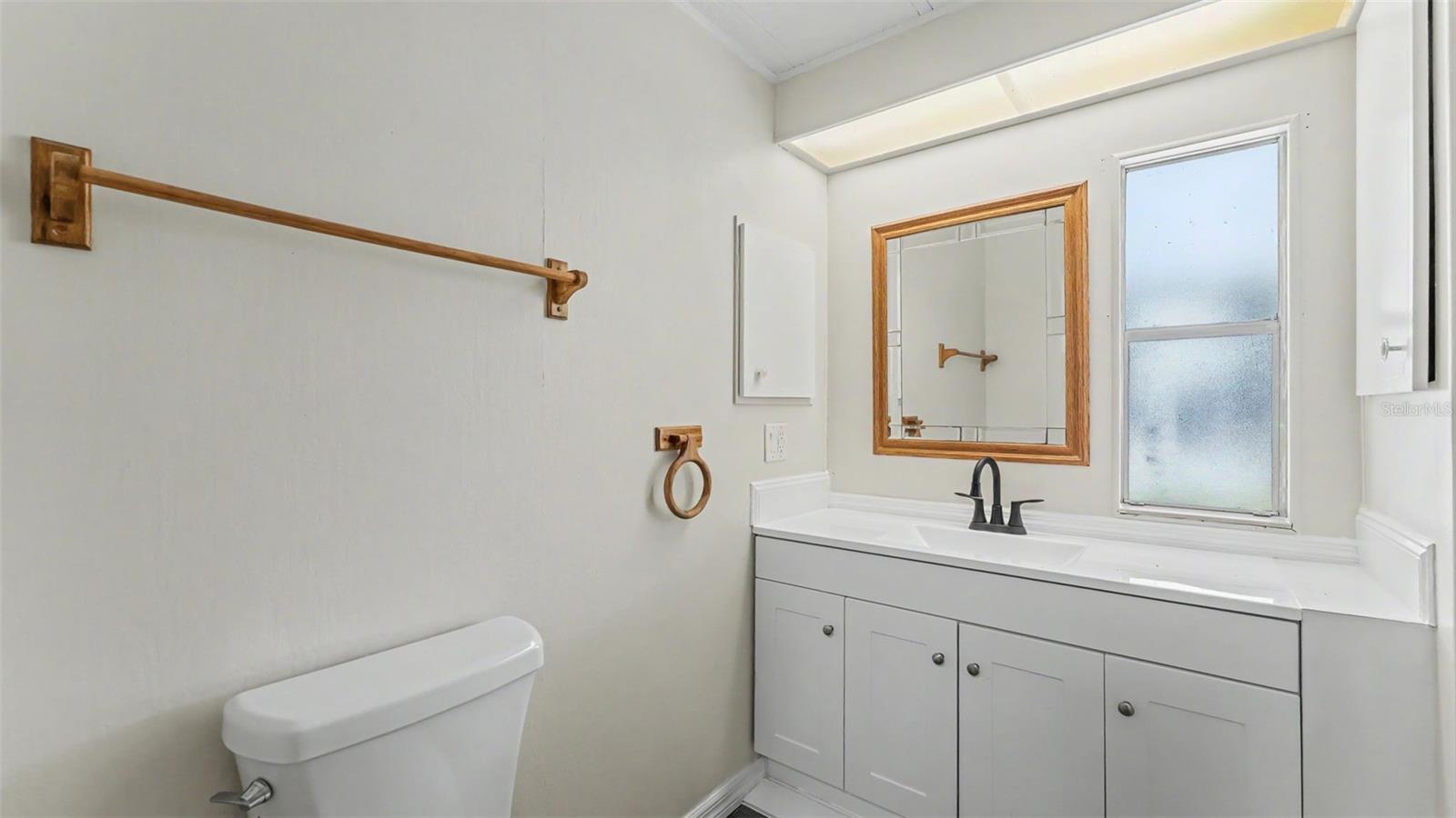 2055 S Floral Ave #324 Property Photo 7