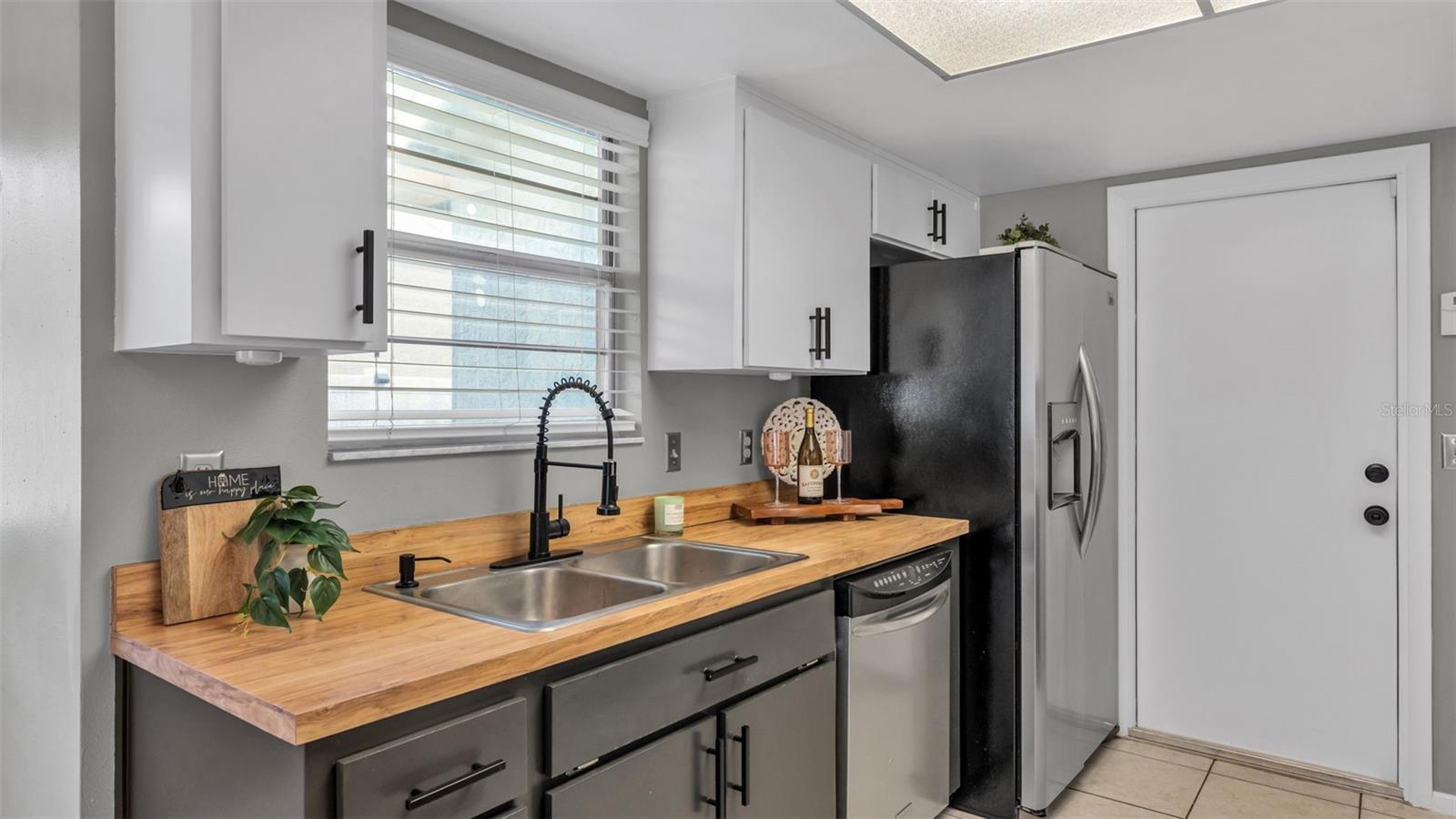 2331 Peppercorn St Property Photo 10
