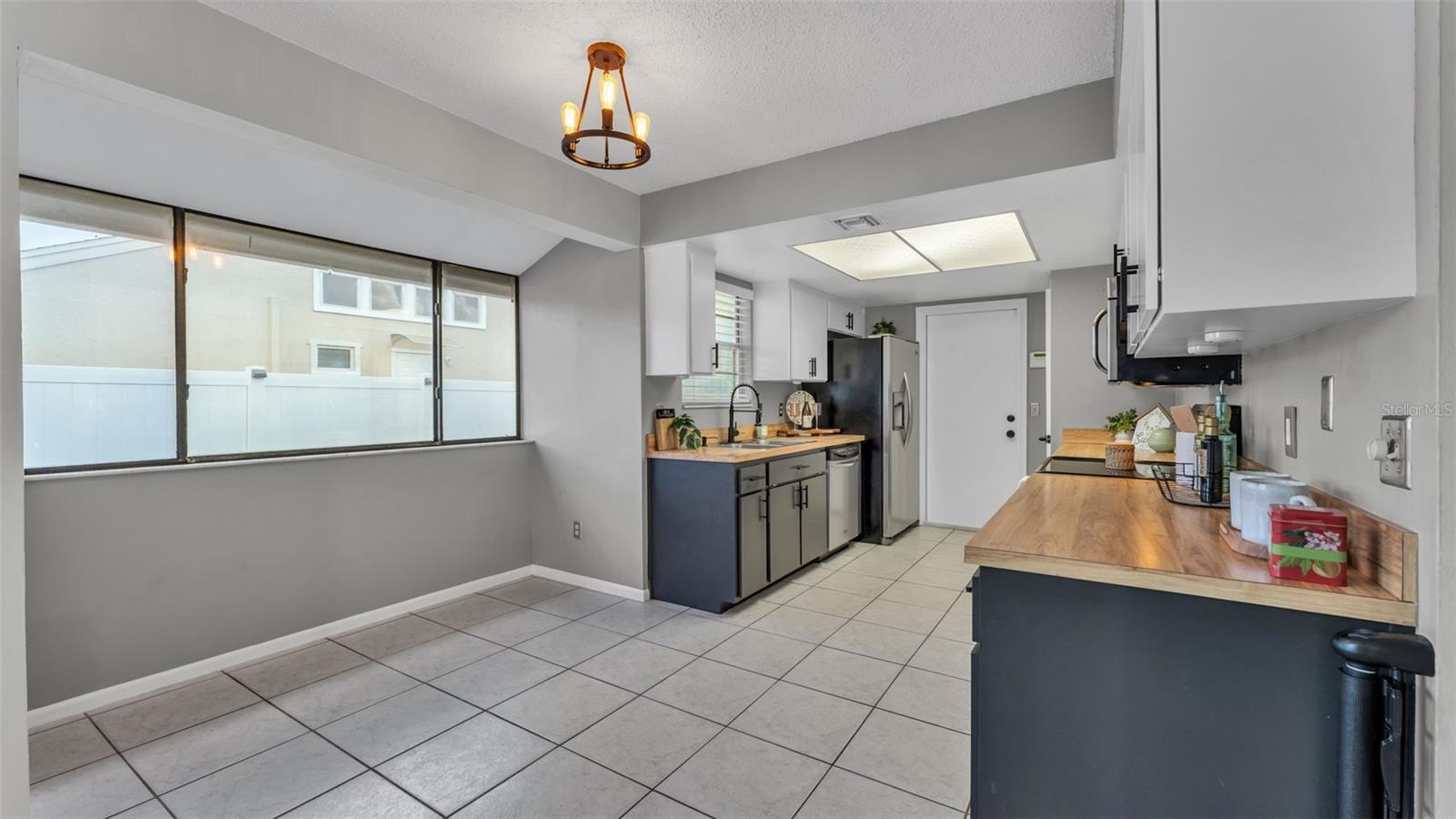 2331 Peppercorn St Property Photo 11