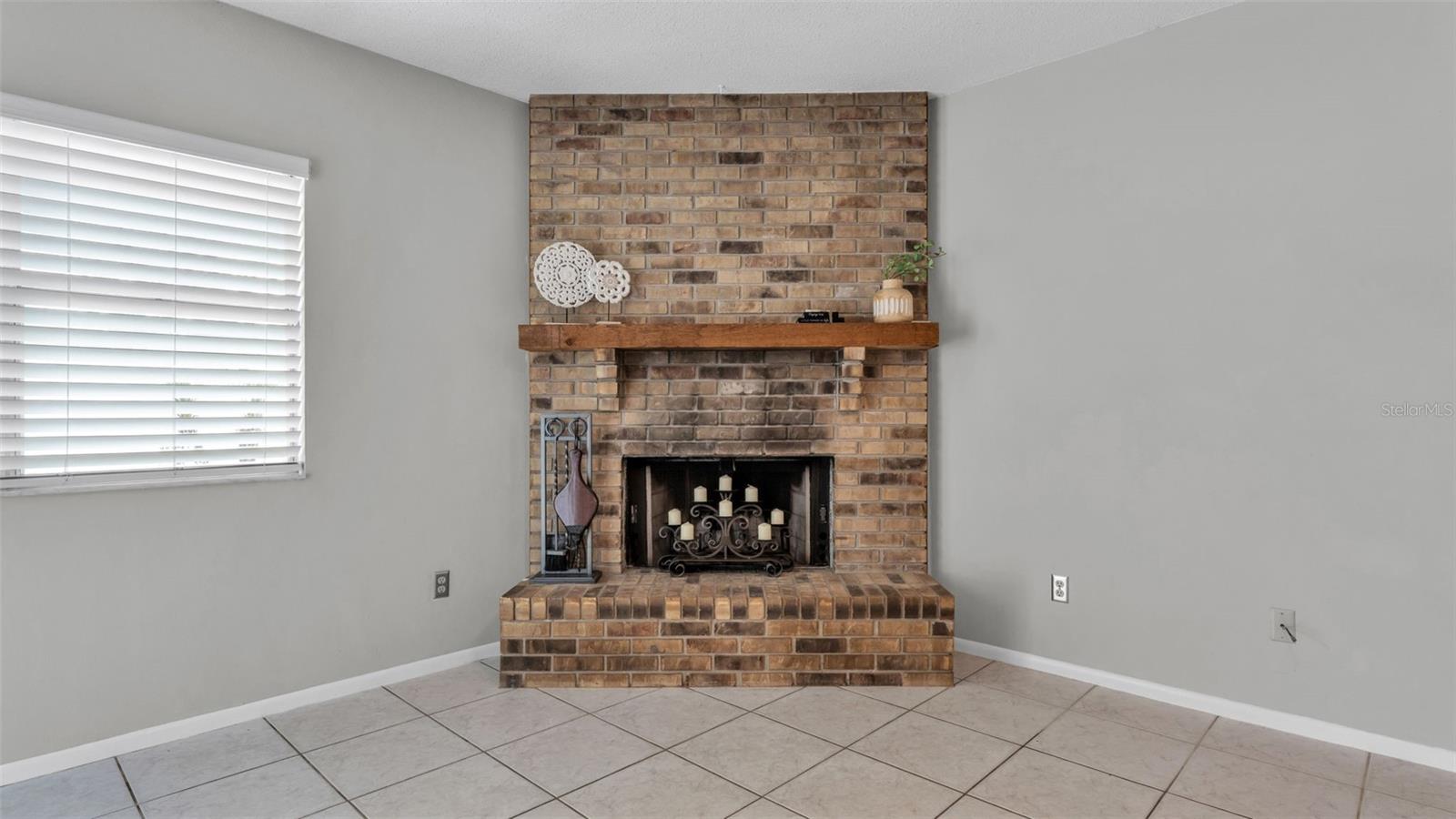 2331 Peppercorn St Property Photo 16