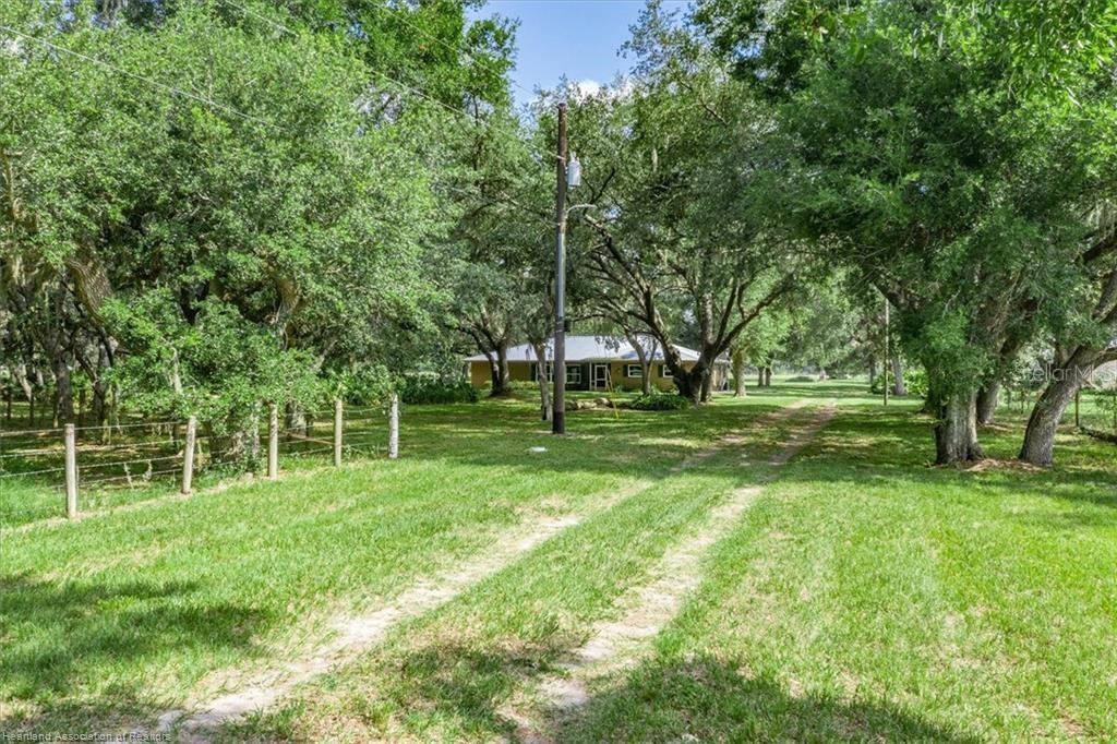 203 Boyer St Property Photo 4