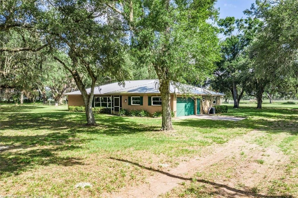 203 Boyer St Property Photo 8