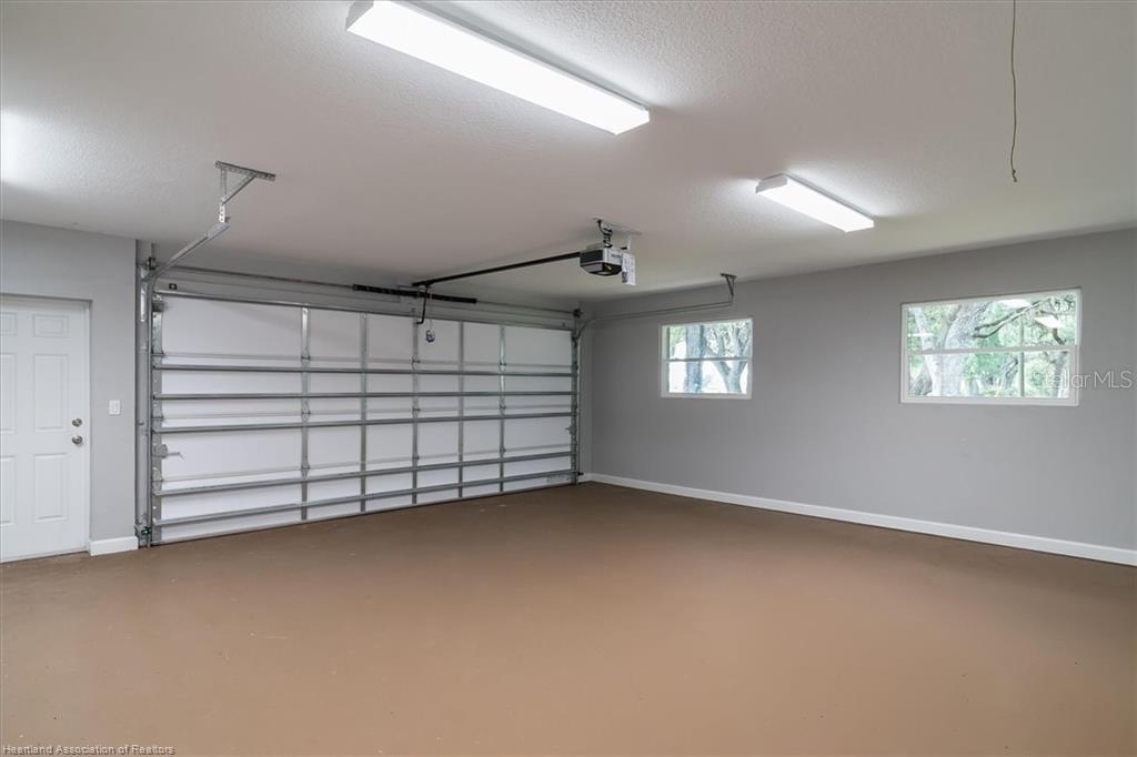 203 Boyer St Property Photo 28