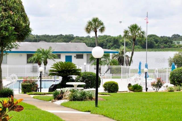 1600 W Lake Parker Dr #b4 Property Photo 3