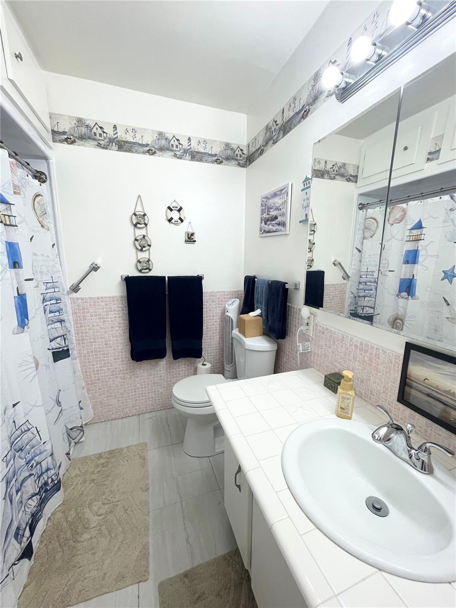 1600 W Lake Parker Dr #b4 Property Photo 15