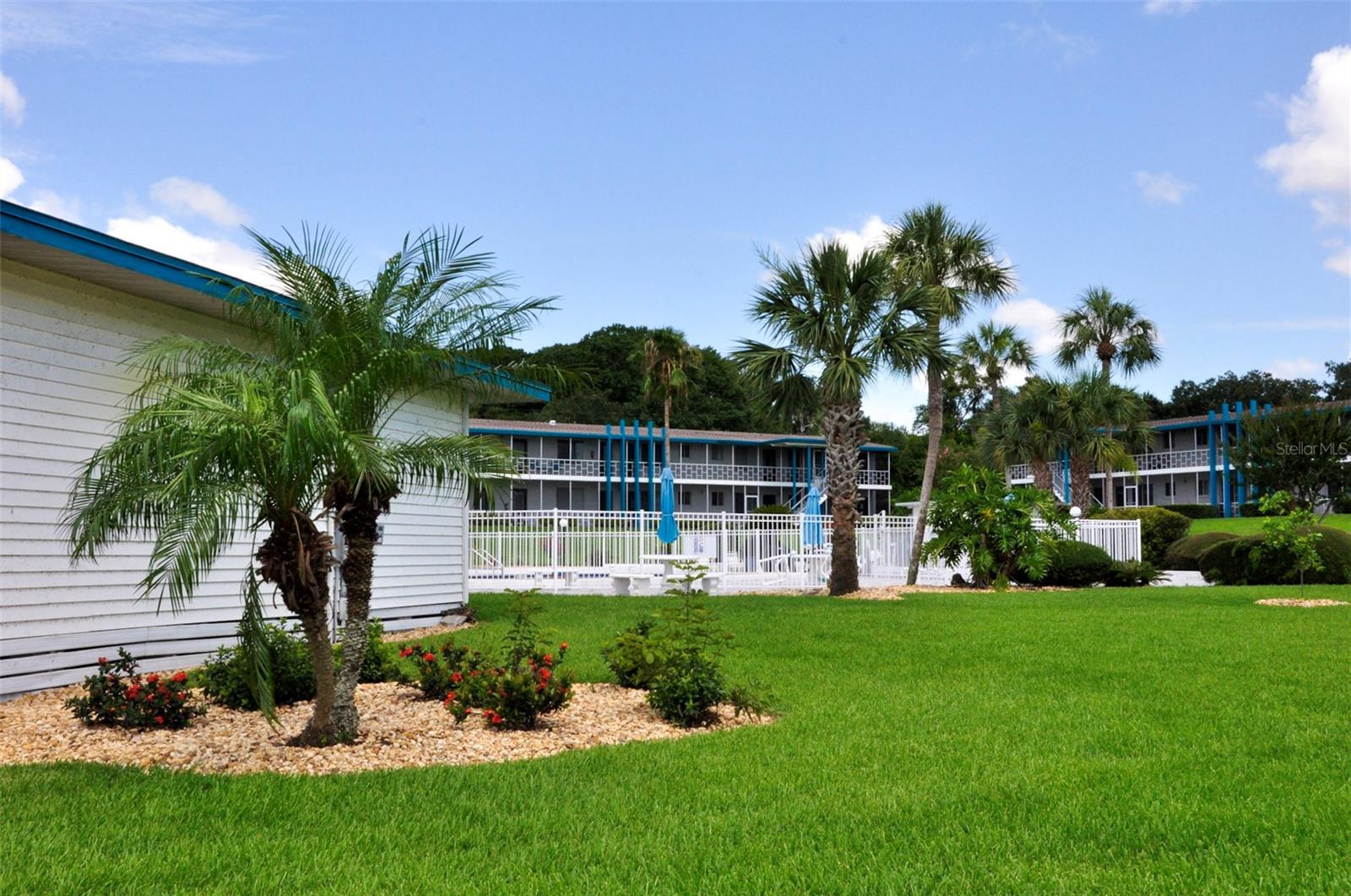 1600 W Lake Parker Dr #b4 Property Photo 19