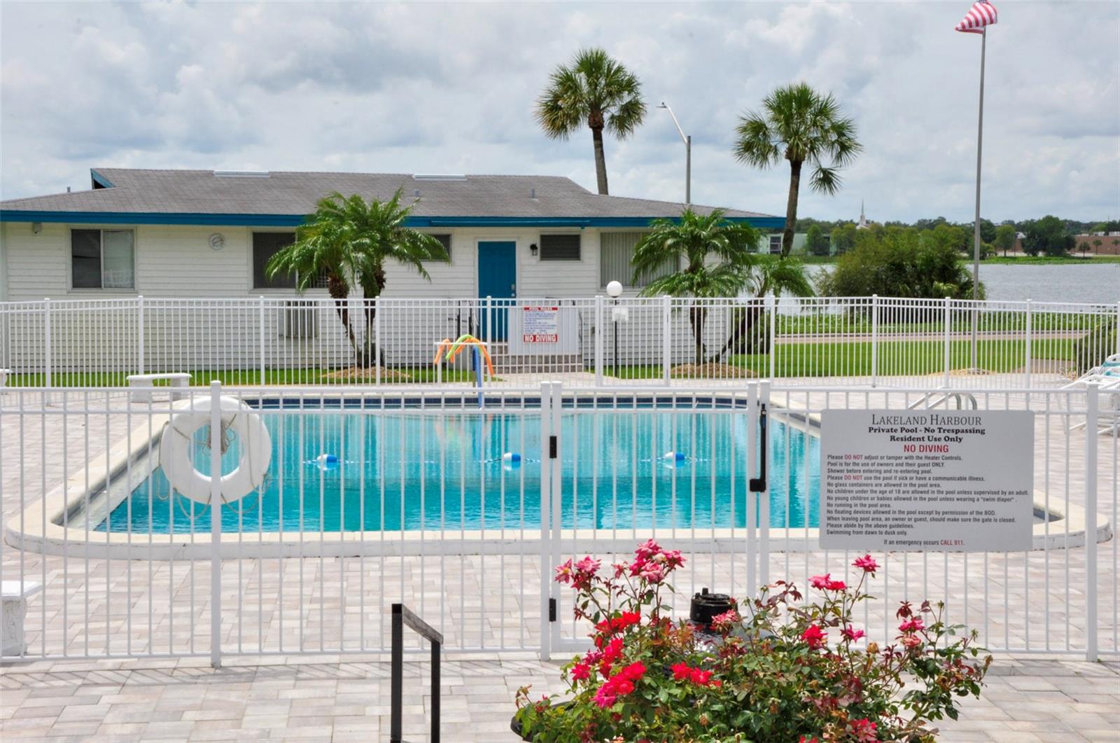 1600 W Lake Parker Dr #b4 Property Photo 26