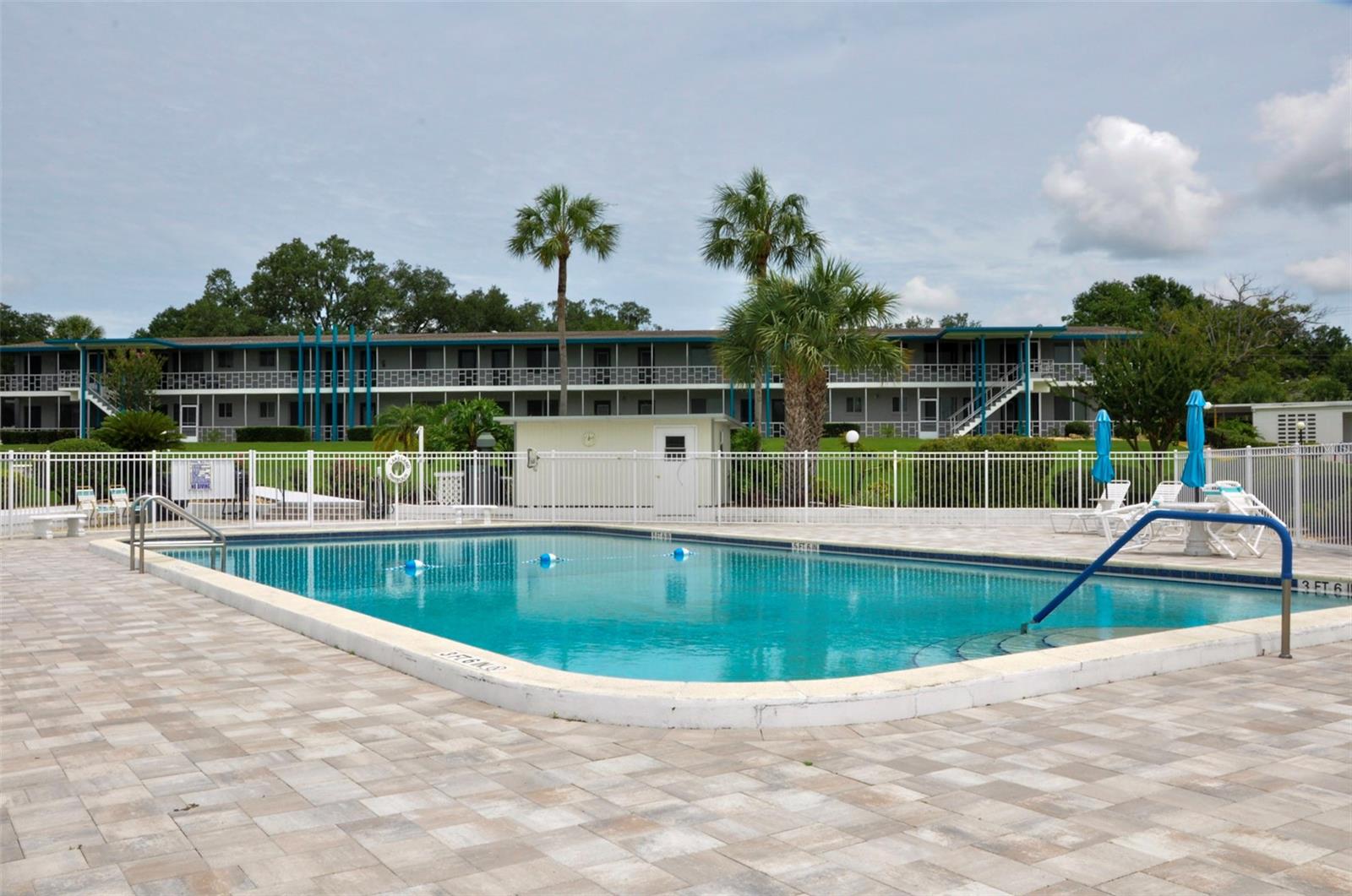 1600 W Lake Parker Dr #b4 Property Photo 27