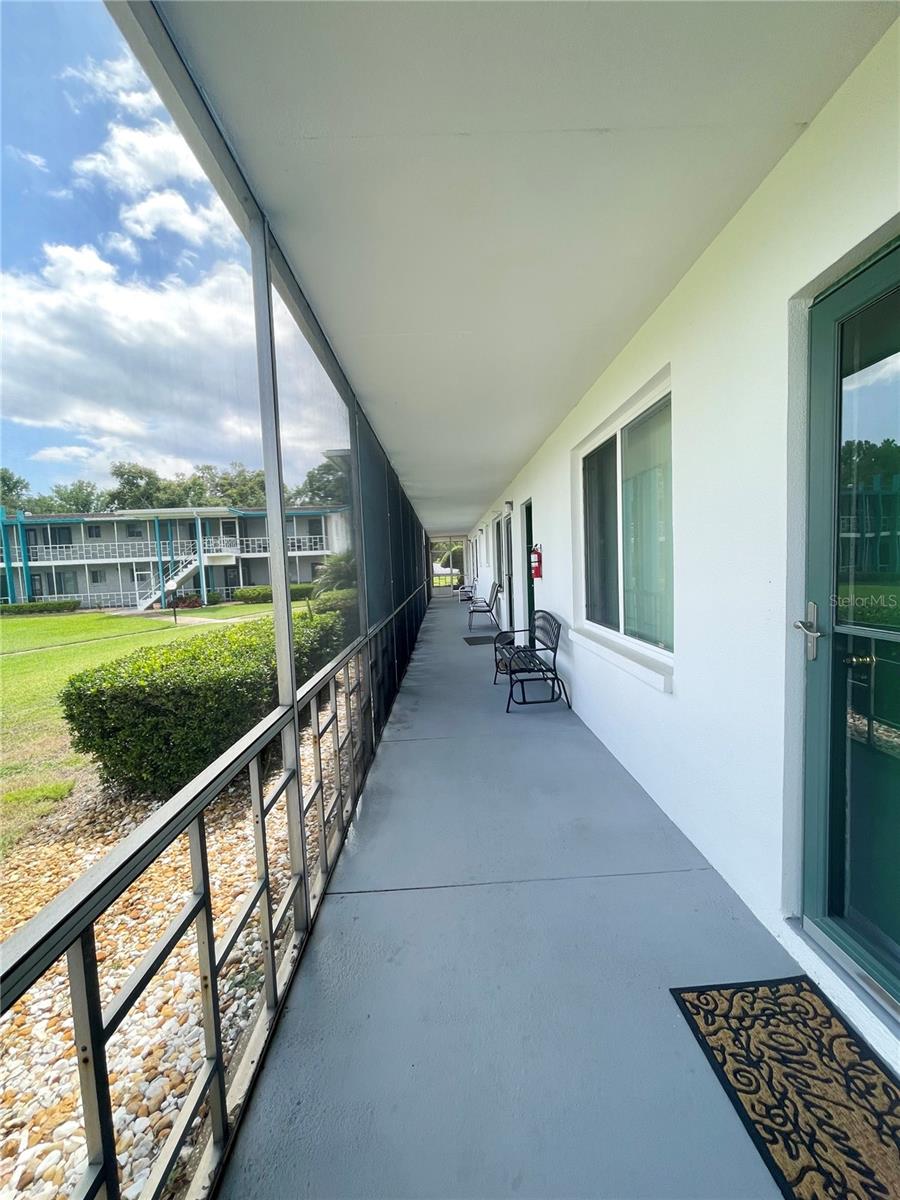 1600 W Lake Parker Dr #b4 Property Photo 33