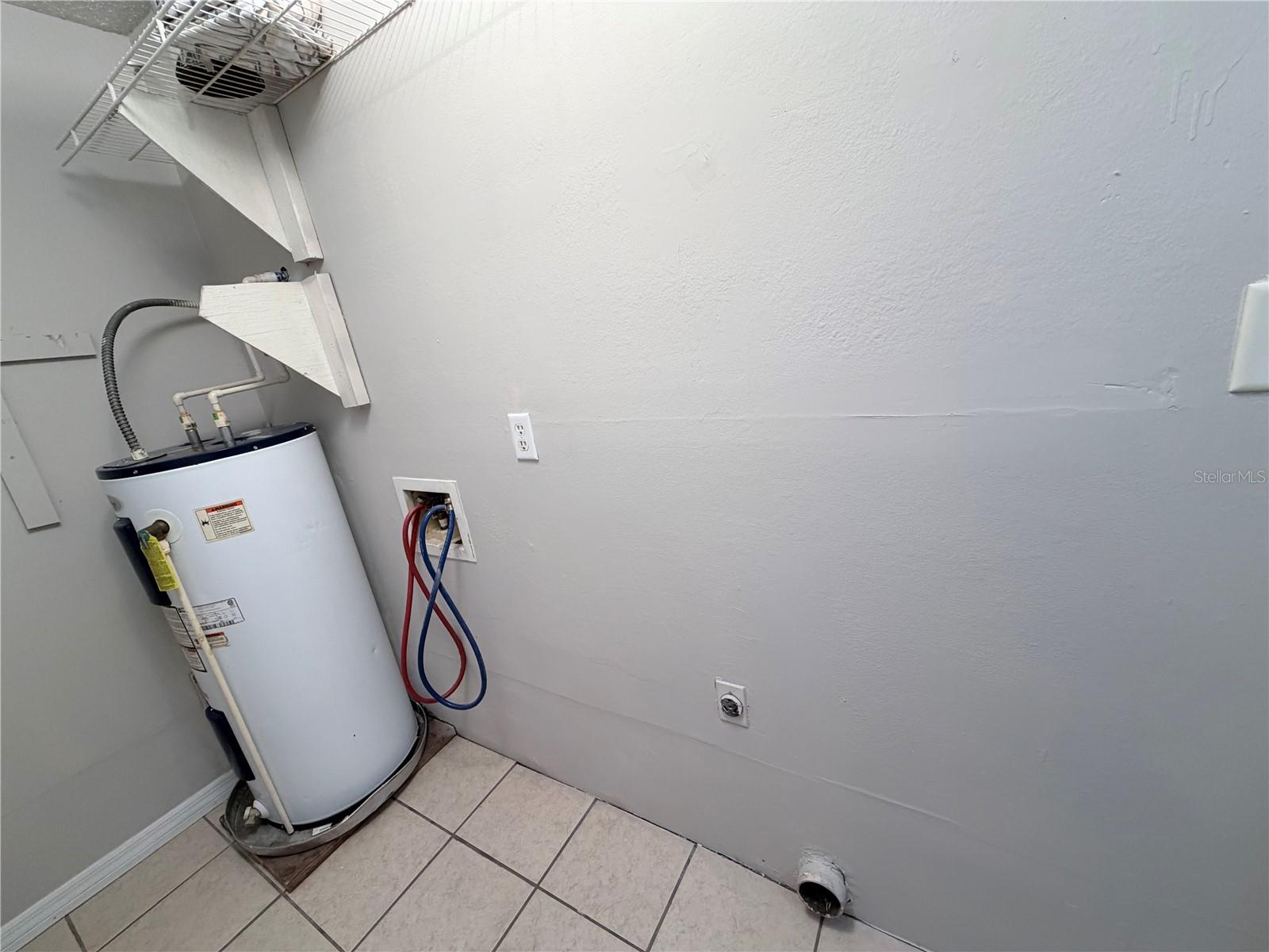 670 Garden St Property Photo 18