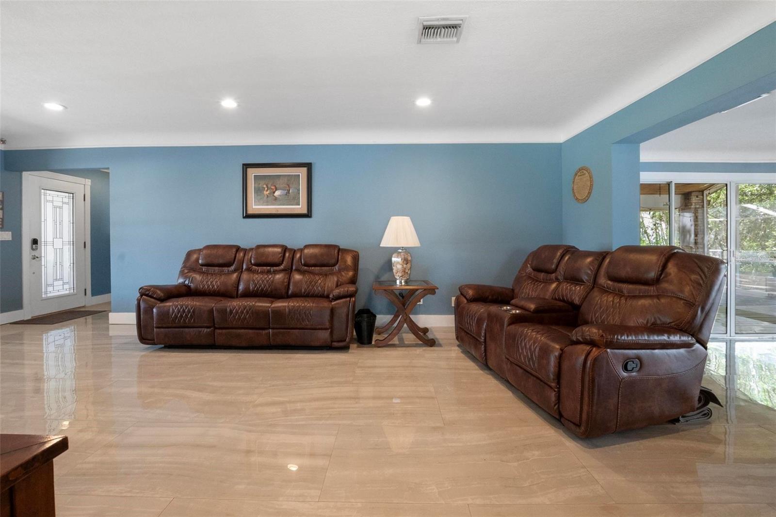 250 Brigham Rd Nw Property Photo 9