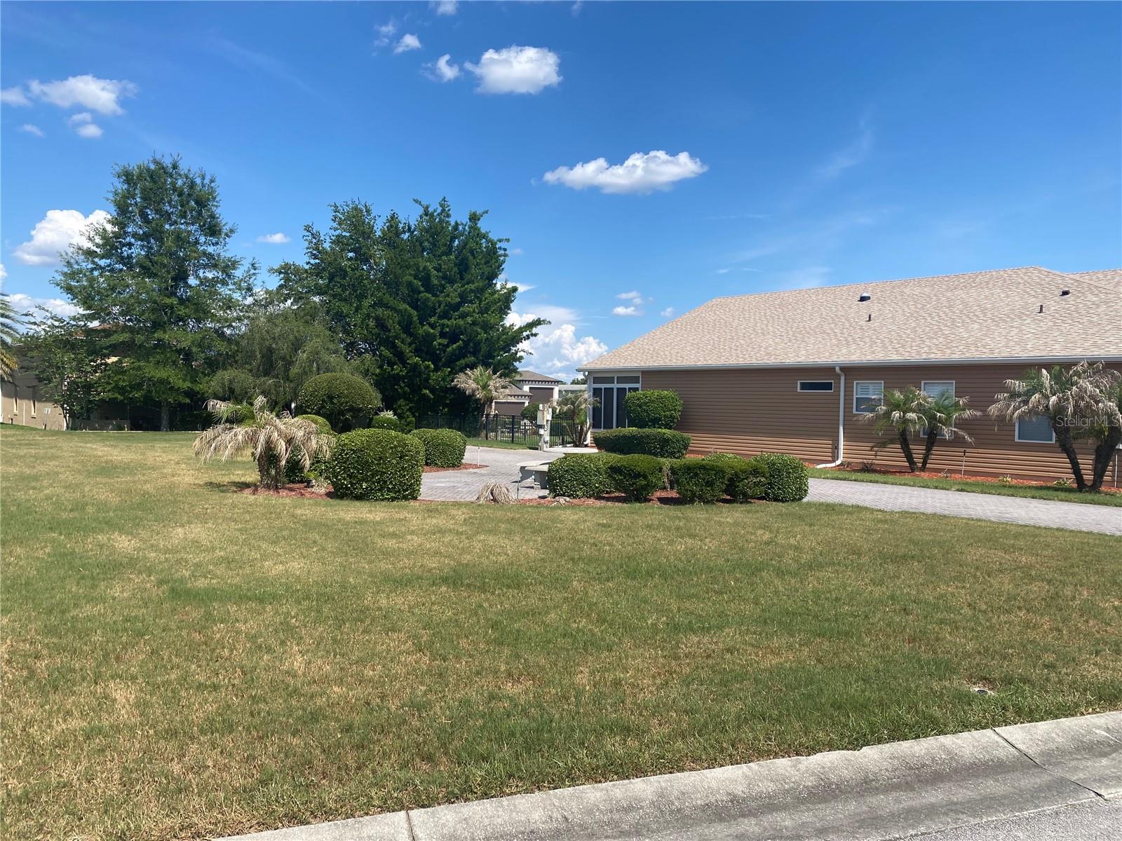 357 TRAVELERS DR Property Photo 1