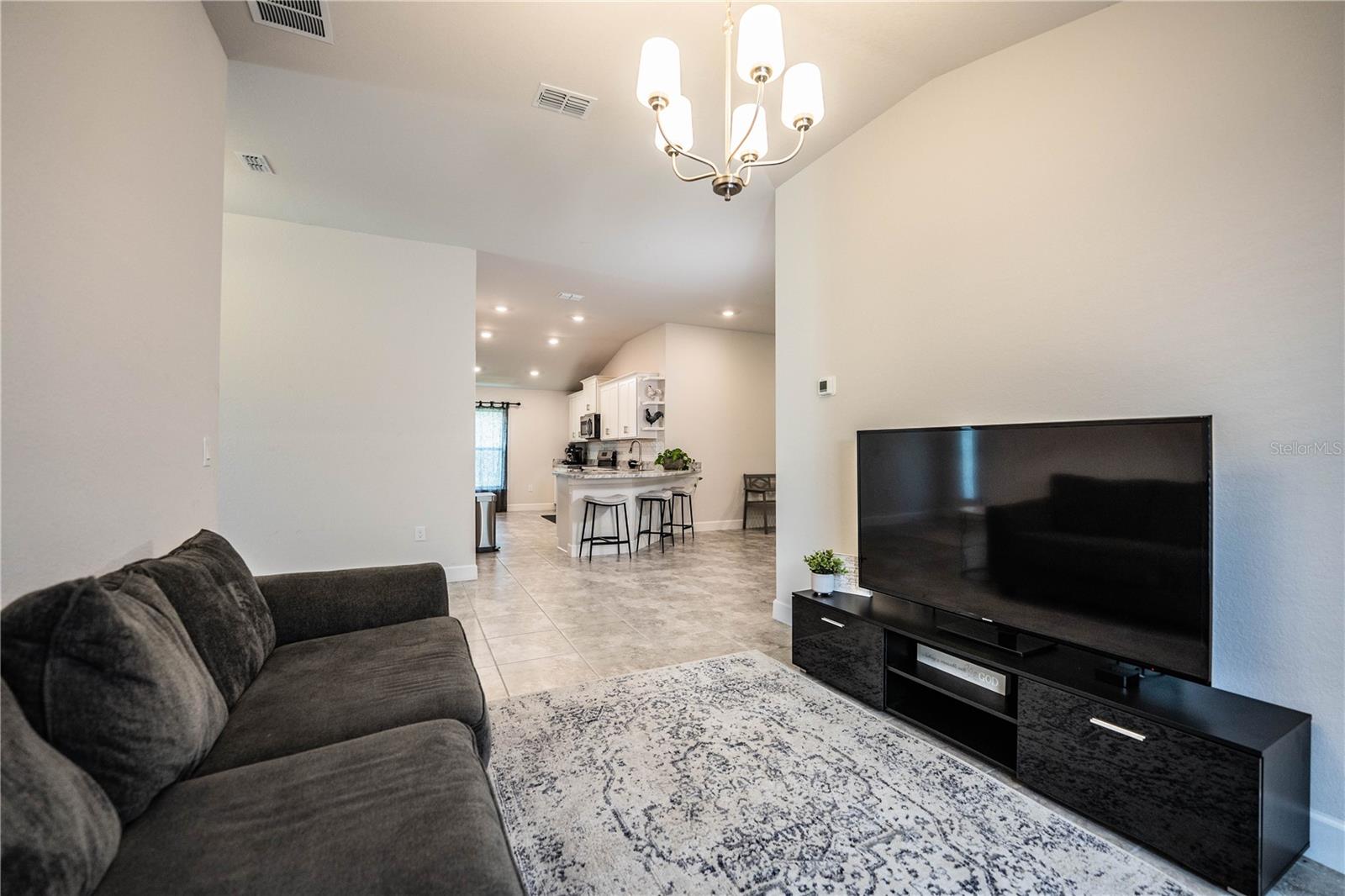 292 Krenson Bay Loop Property Photo 12