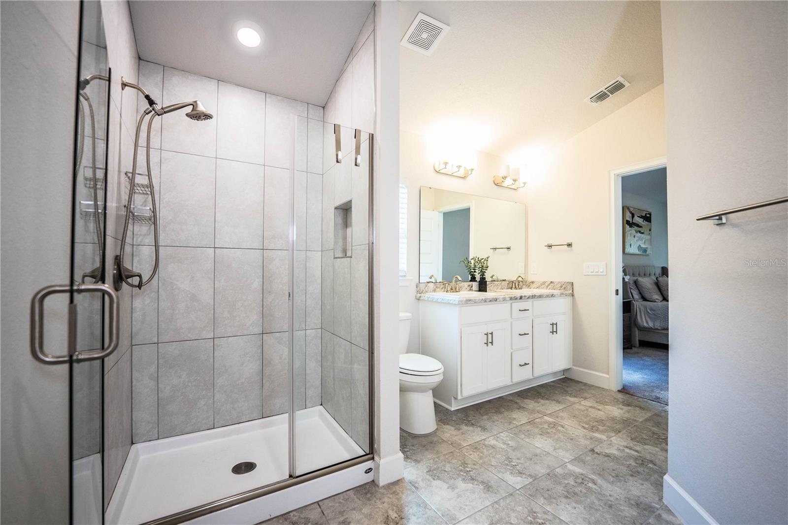 292 Krenson Bay Loop Property Photo 31