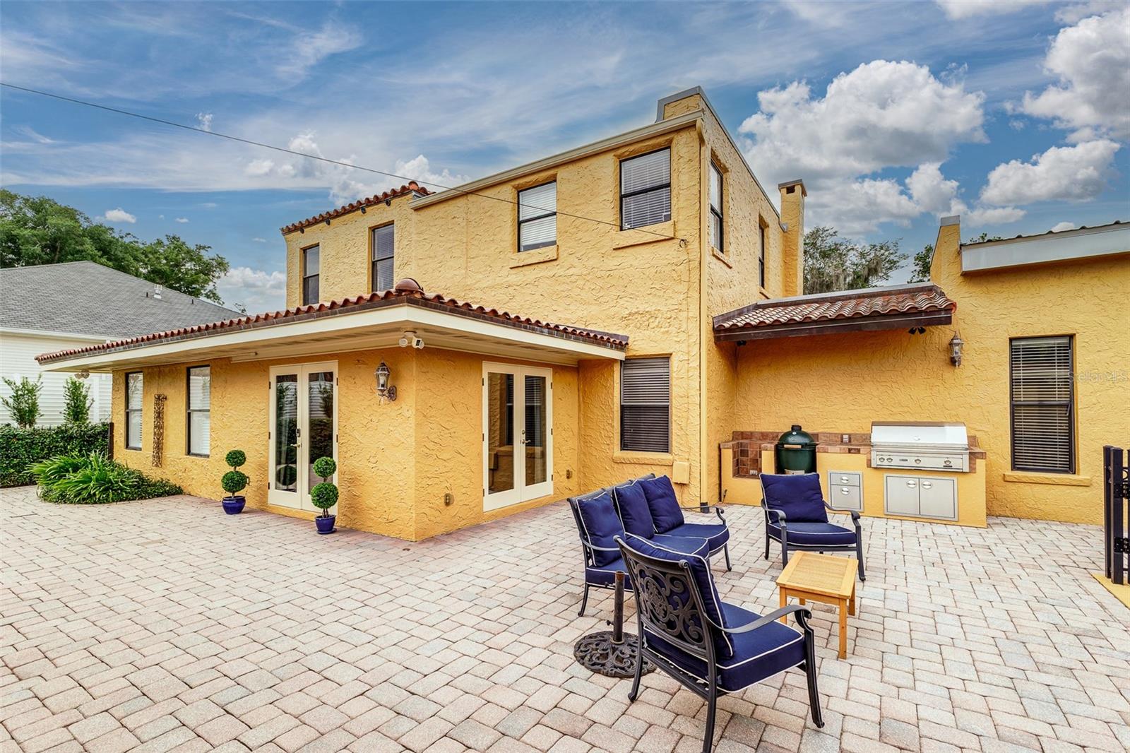 327 Miramar Rd Property Photo 41
