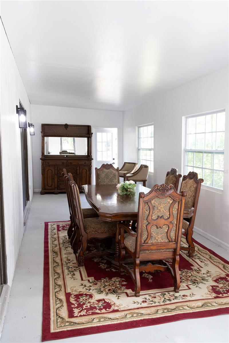 4212 Homewood Ln Property Photo 17