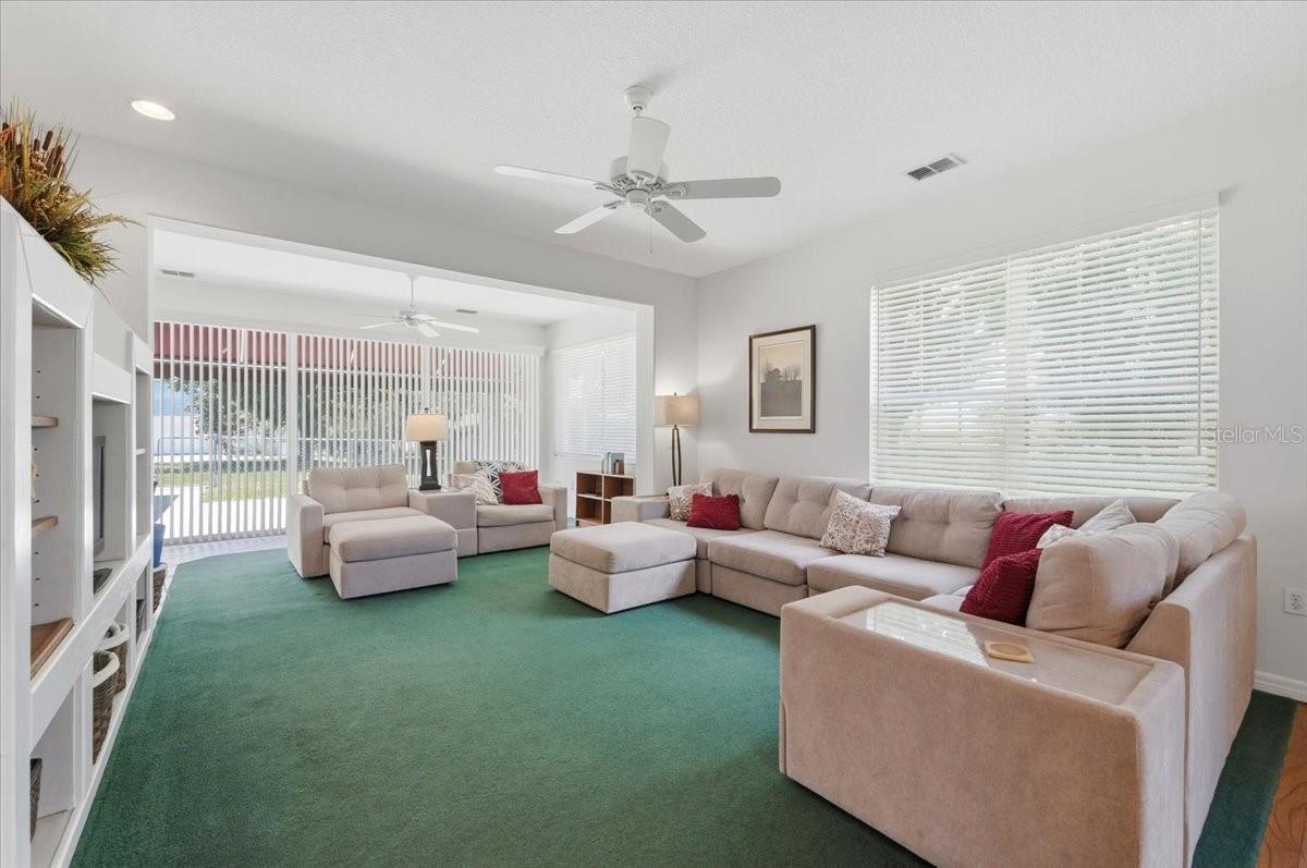 1503 Auburn Oaks Blvd Property Photo 14