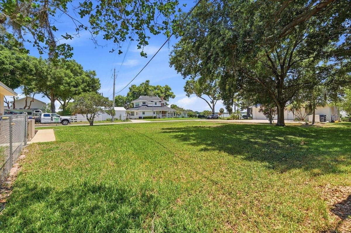 1503 Auburn Oaks Blvd Property Photo 56