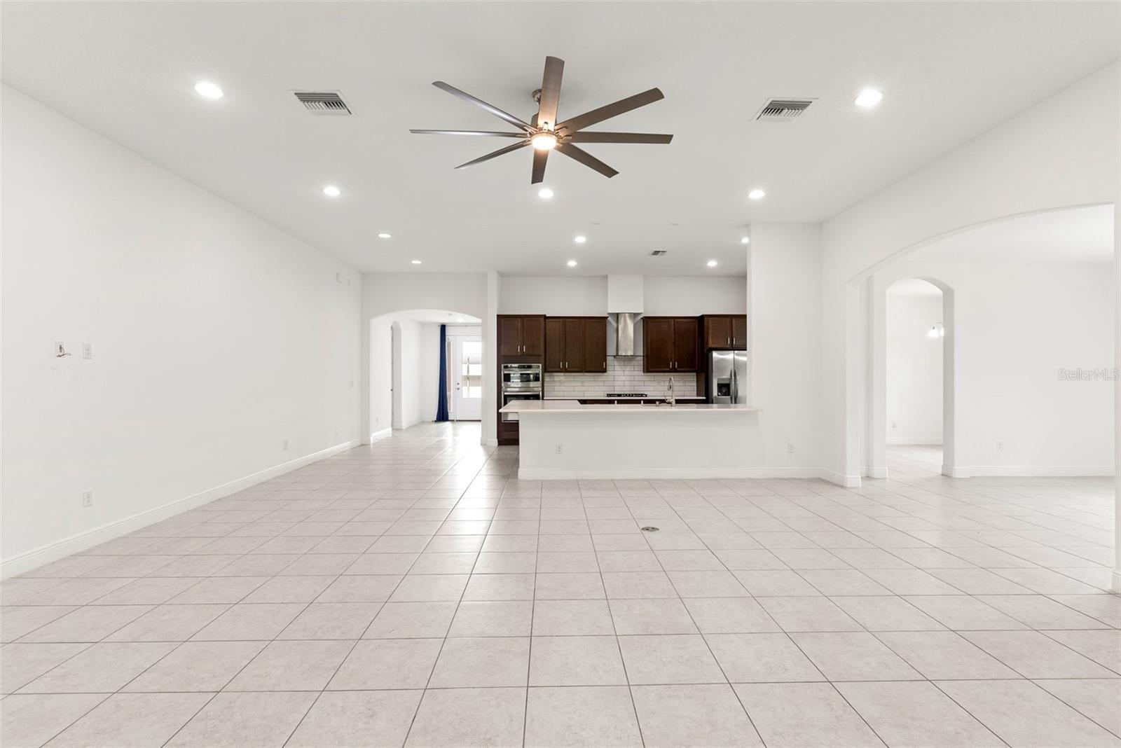 3918 Gaviota Dr Property Photo 9