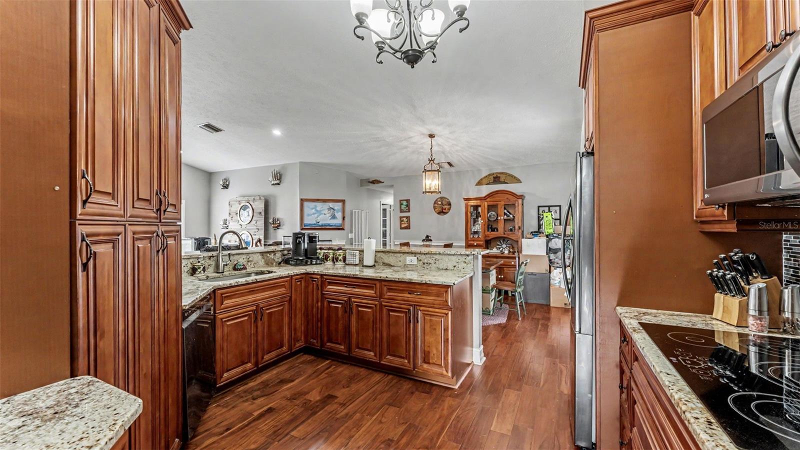 36225 Oak Knoll Loop Property Photo 6