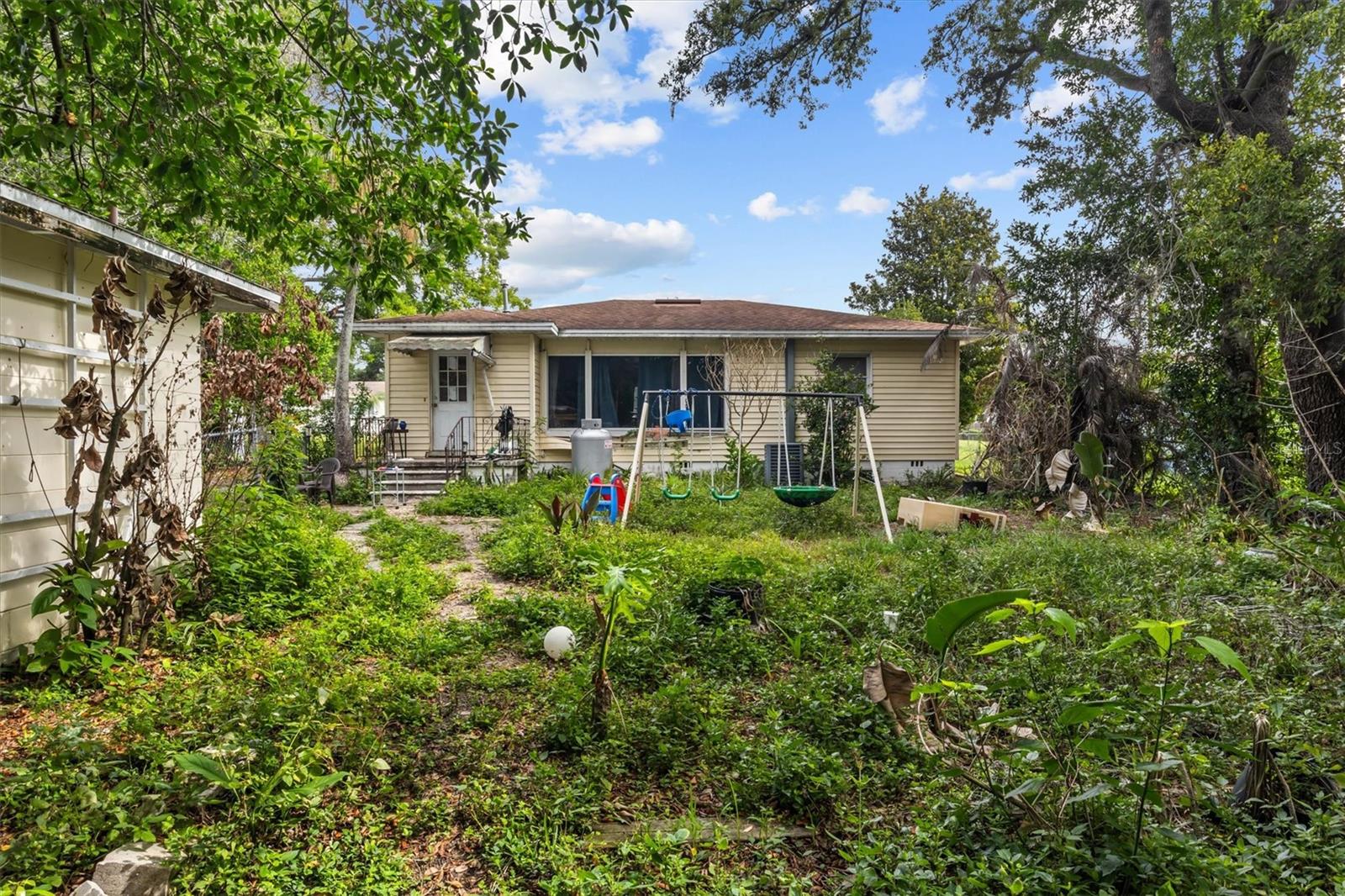 1022 W Marjorie St Property Photo 15