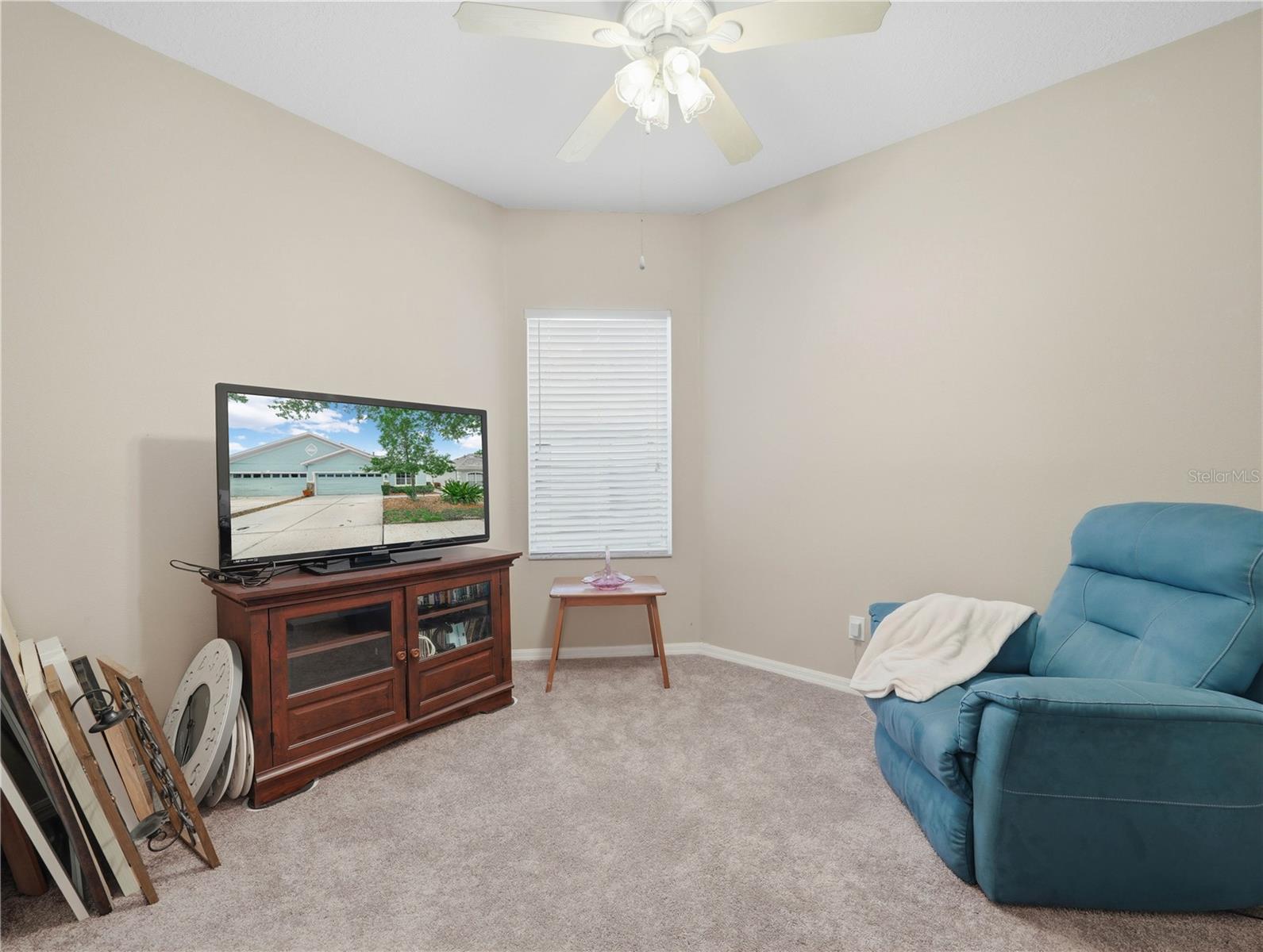 6936 Surrey Oak Dr Property Photo 14