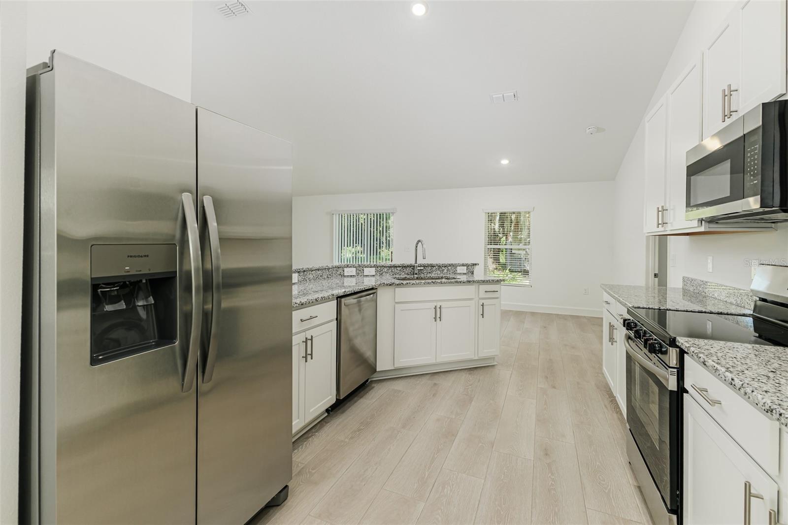 3036 Thornhill Rd Property Photo 4