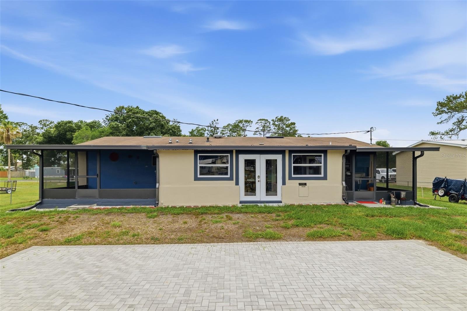 421 Waterview Dr Property Photo 27