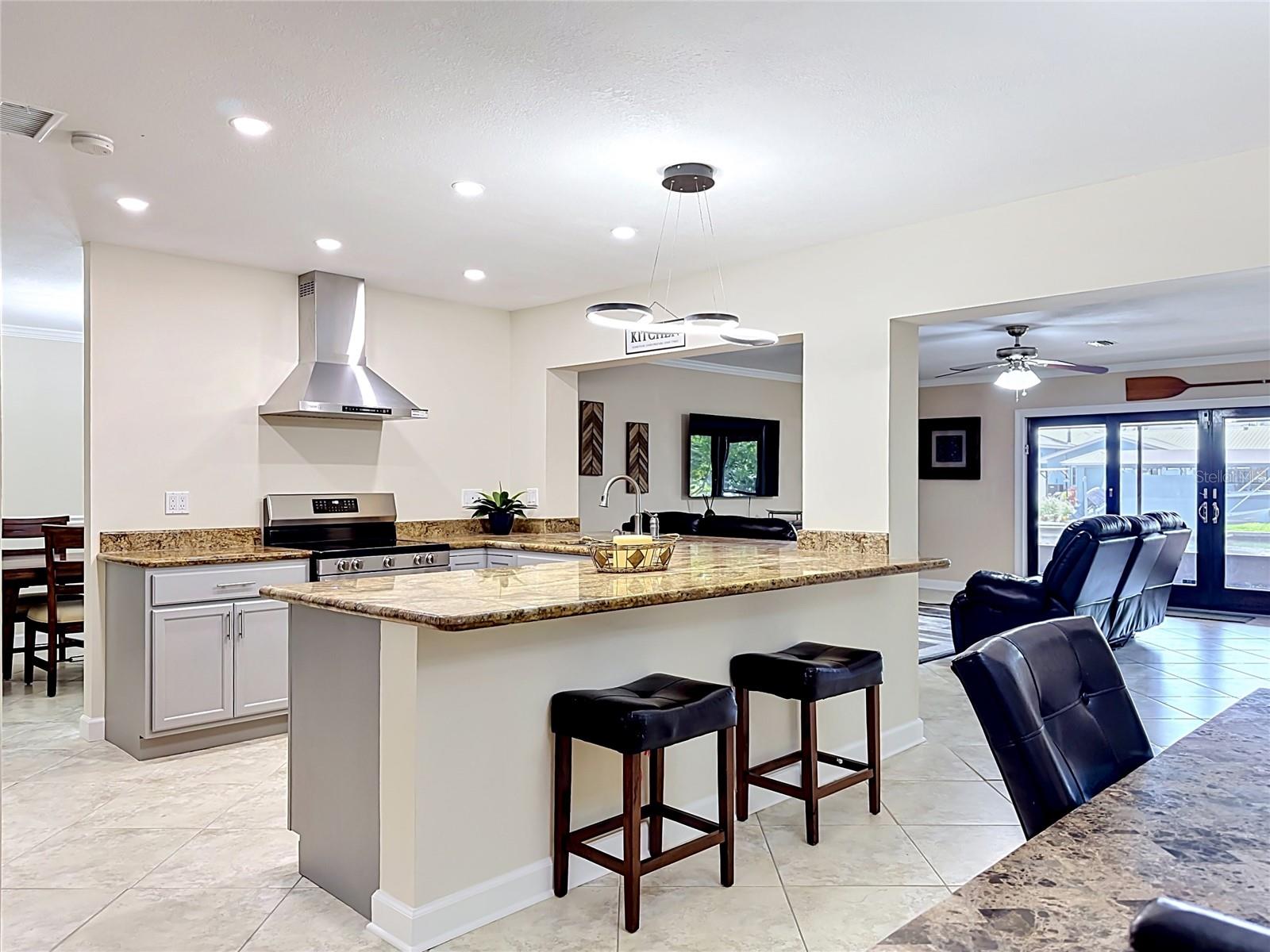 6517 Solitaire Palm Way Property Photo 13