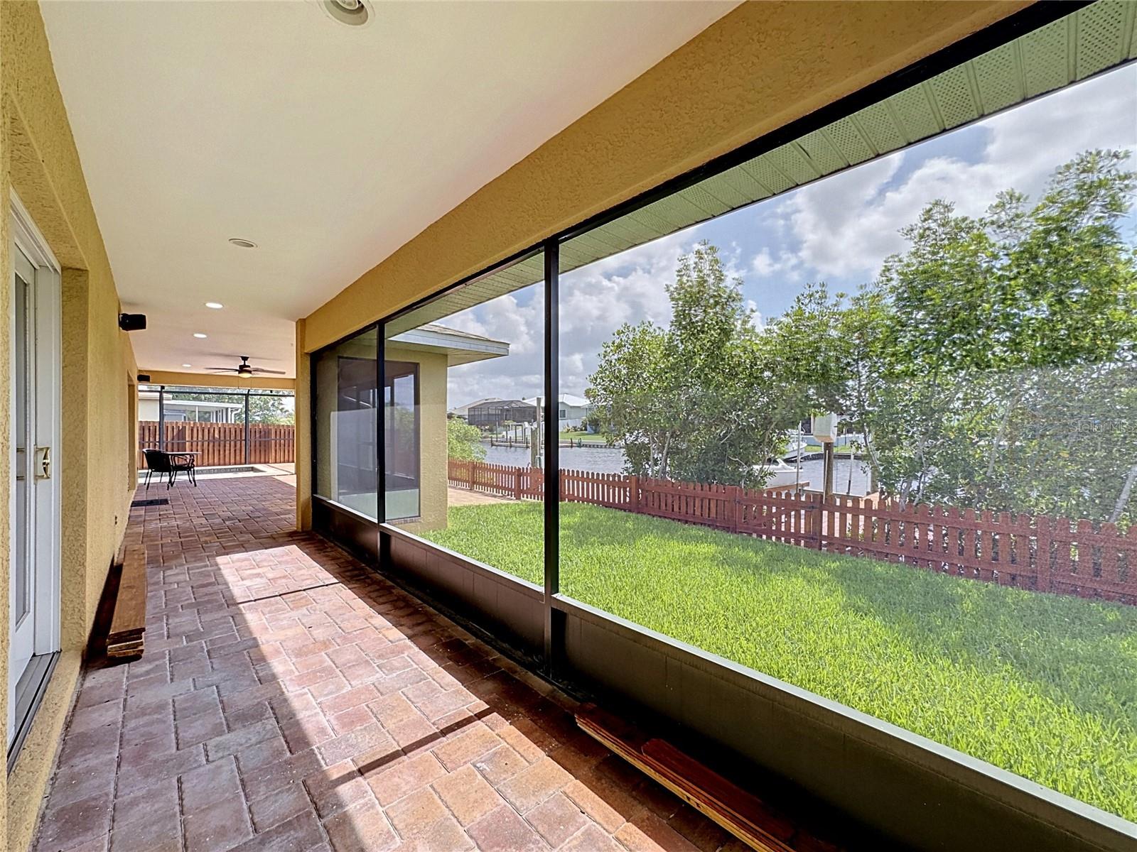 6517 Solitaire Palm Way Property Photo 39