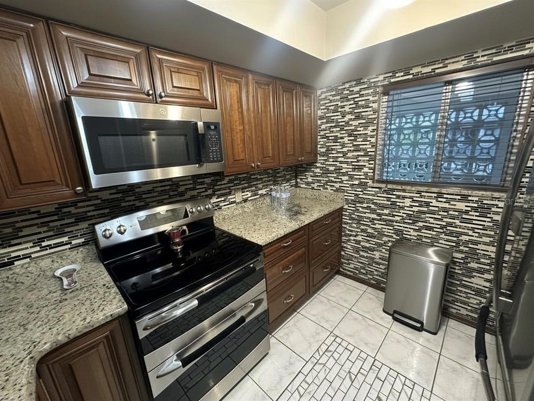 3606 Beneva Rd #504 Property Photo 14