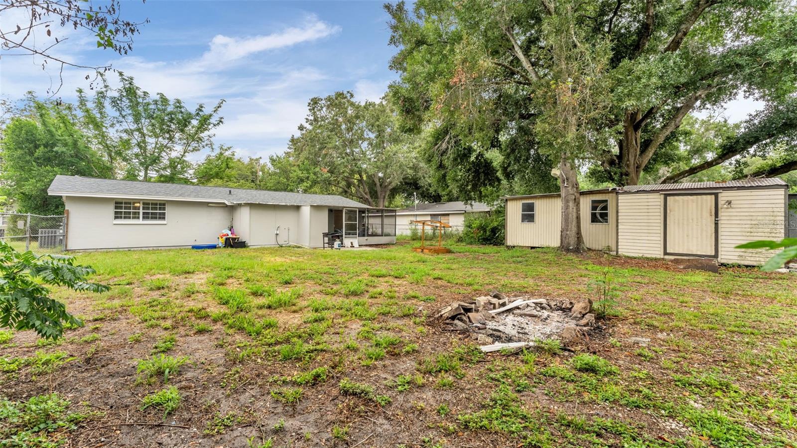 217 4th Jpv St Property Photo 10
