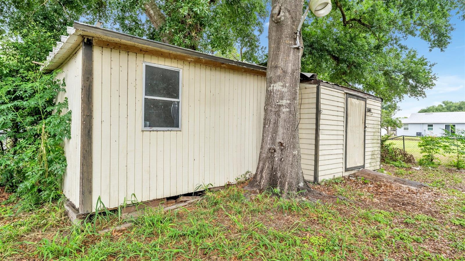 217 4th Jpv St Property Photo 19