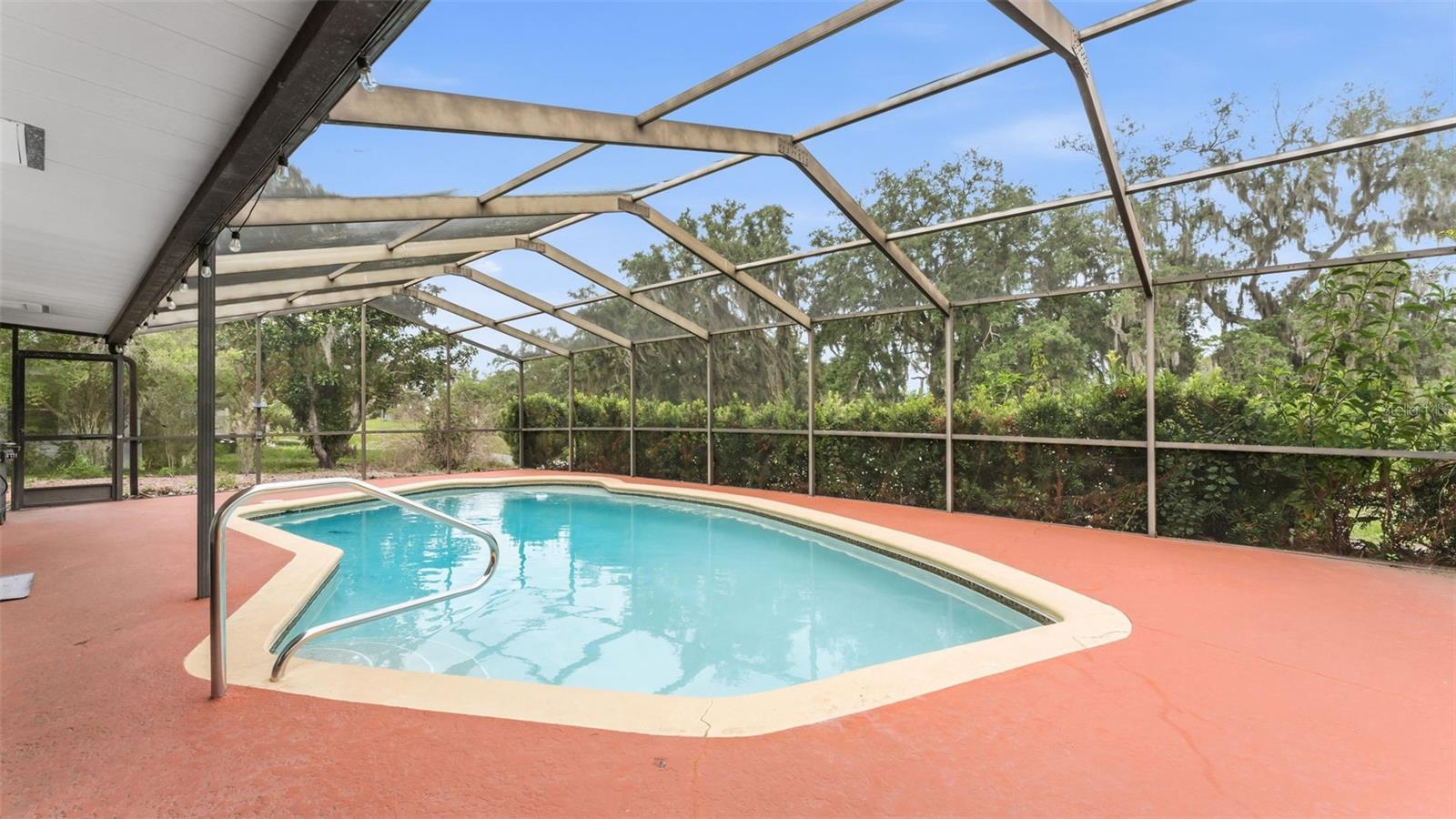 13 Sun Air Blvd E Property Photo 27