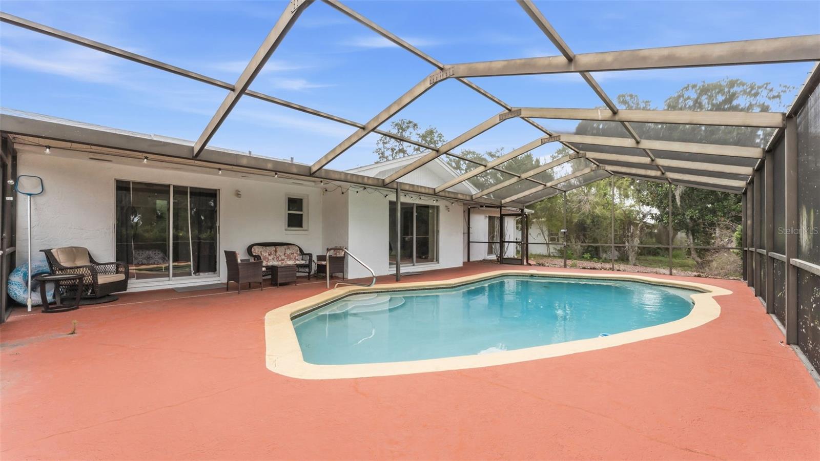 13 Sun Air Blvd E Property Photo 28