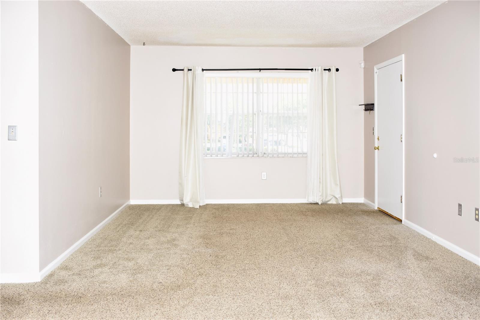 1920 E Edgewood Dr #a8 Property Photo 5