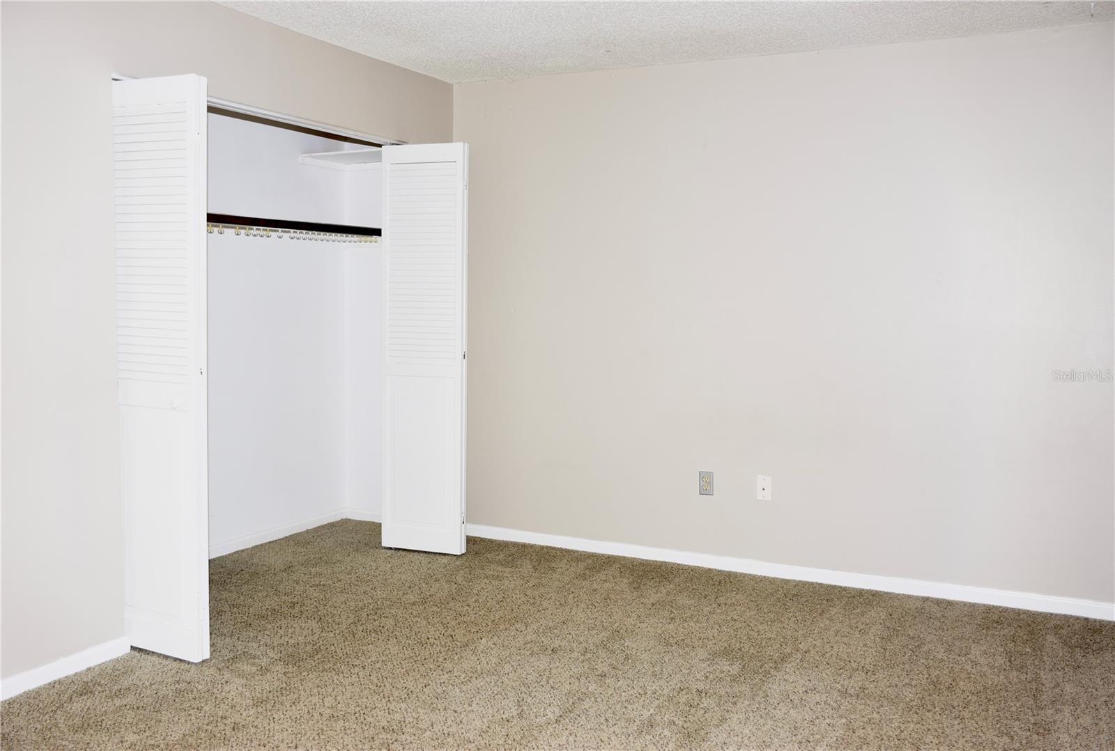 1920 E Edgewood Dr #a8 Property Photo 15