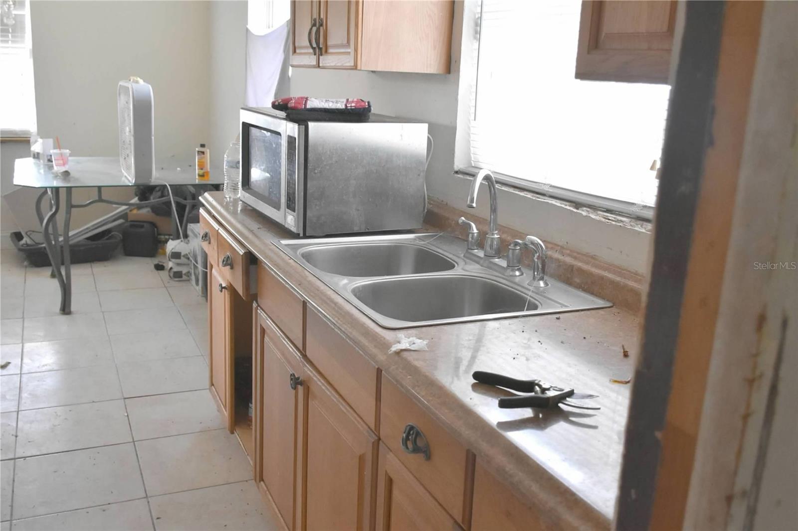 907 Pine St Property Photo 7