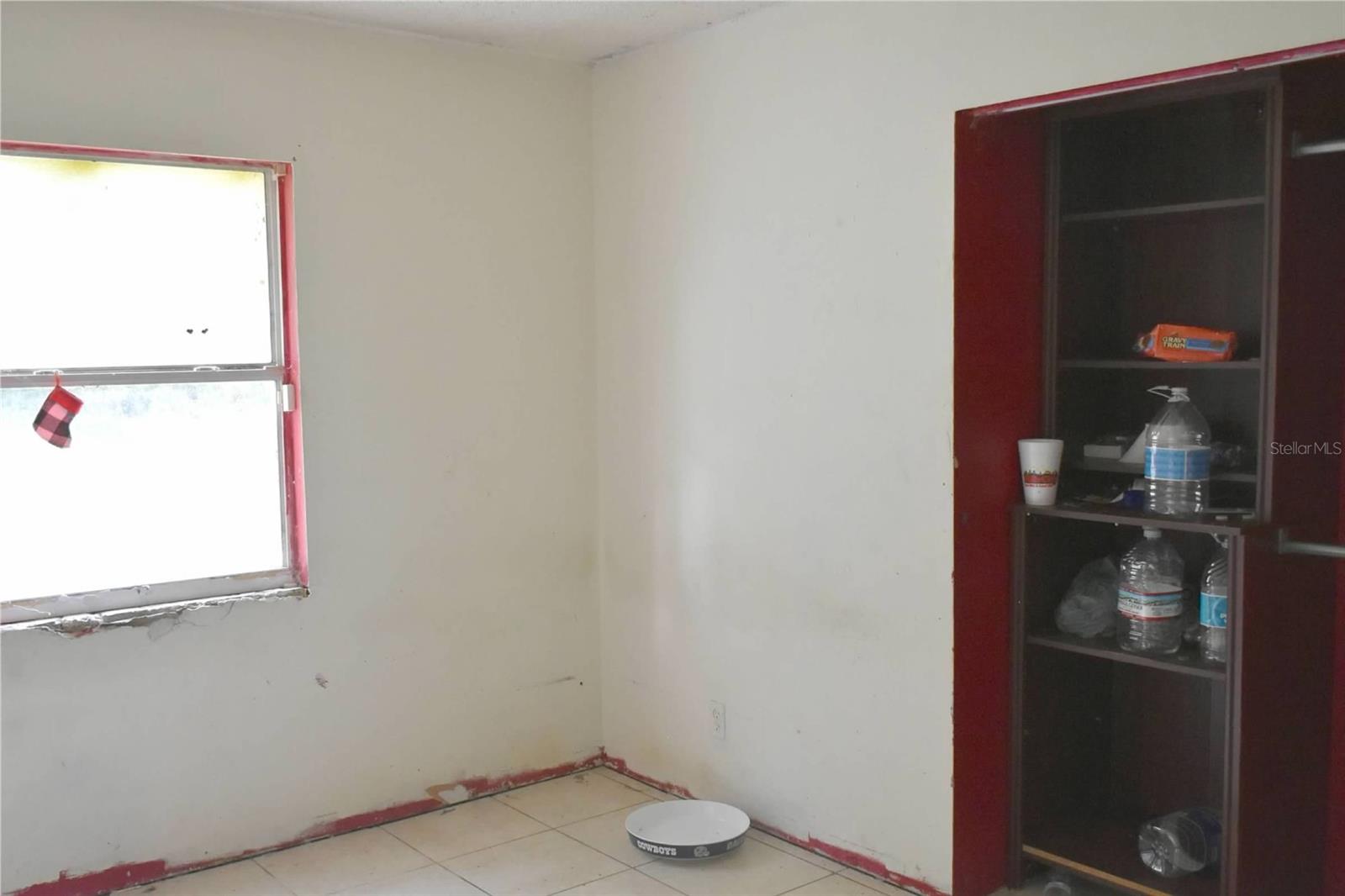 907 Pine St Property Photo 10