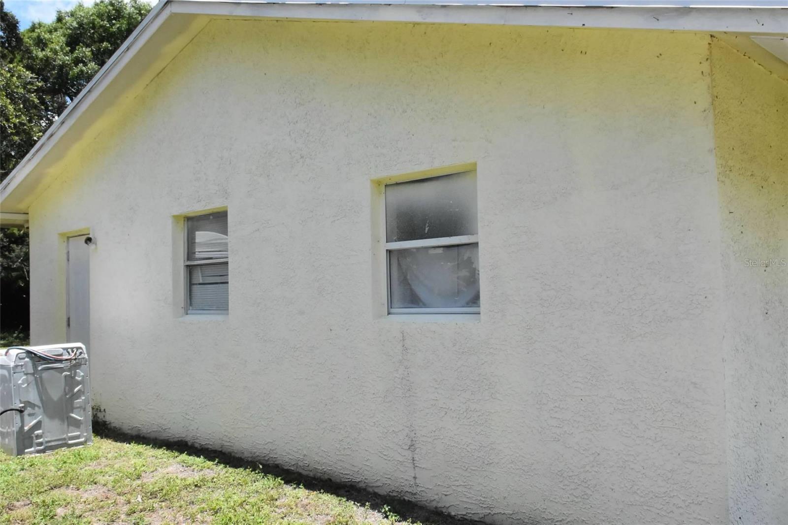 907 Pine St Property Photo 24